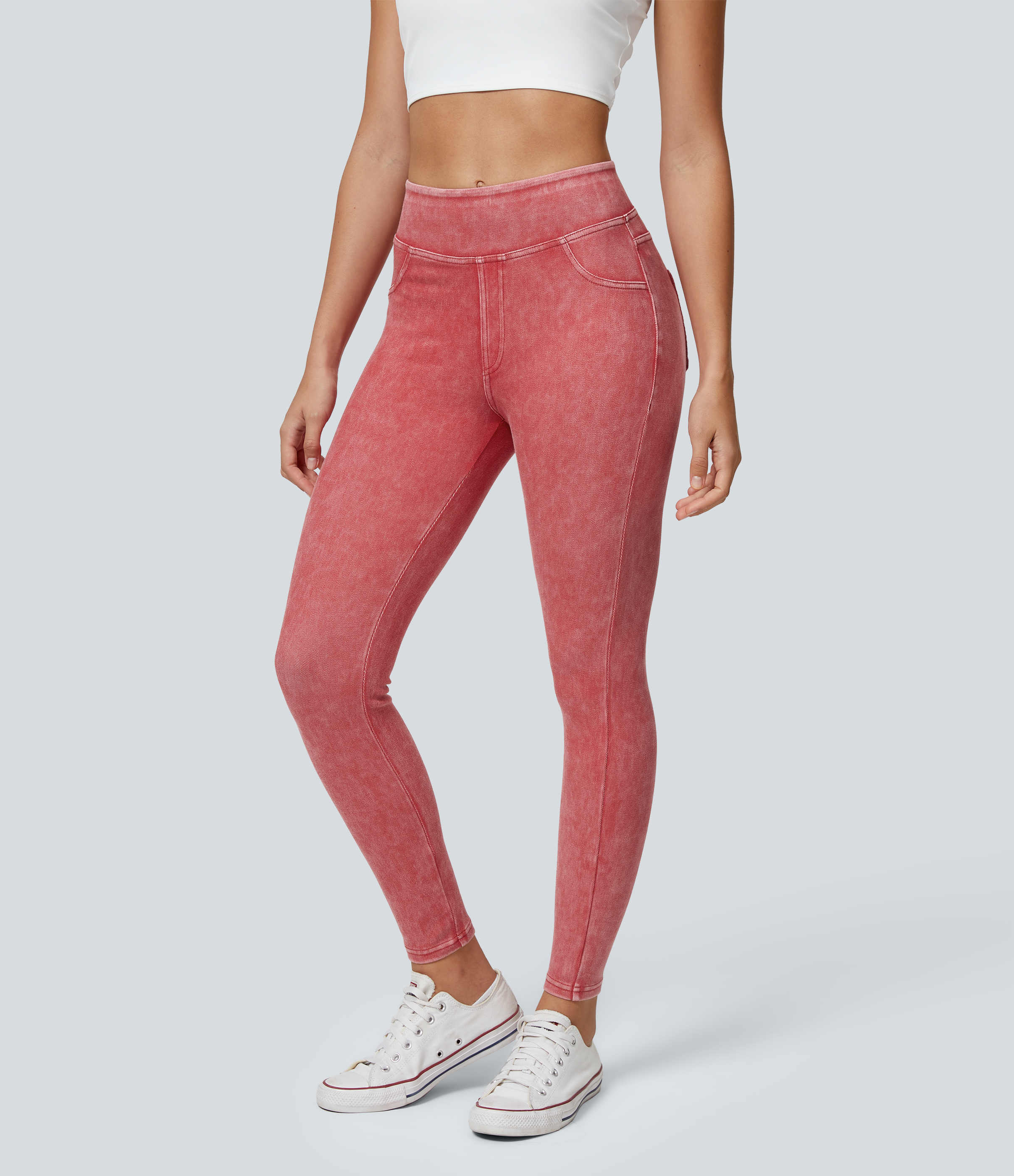 Rose Red Denim Halara Flex™ Legging décontracté en denim coloré, taille haute, avec poches / 2