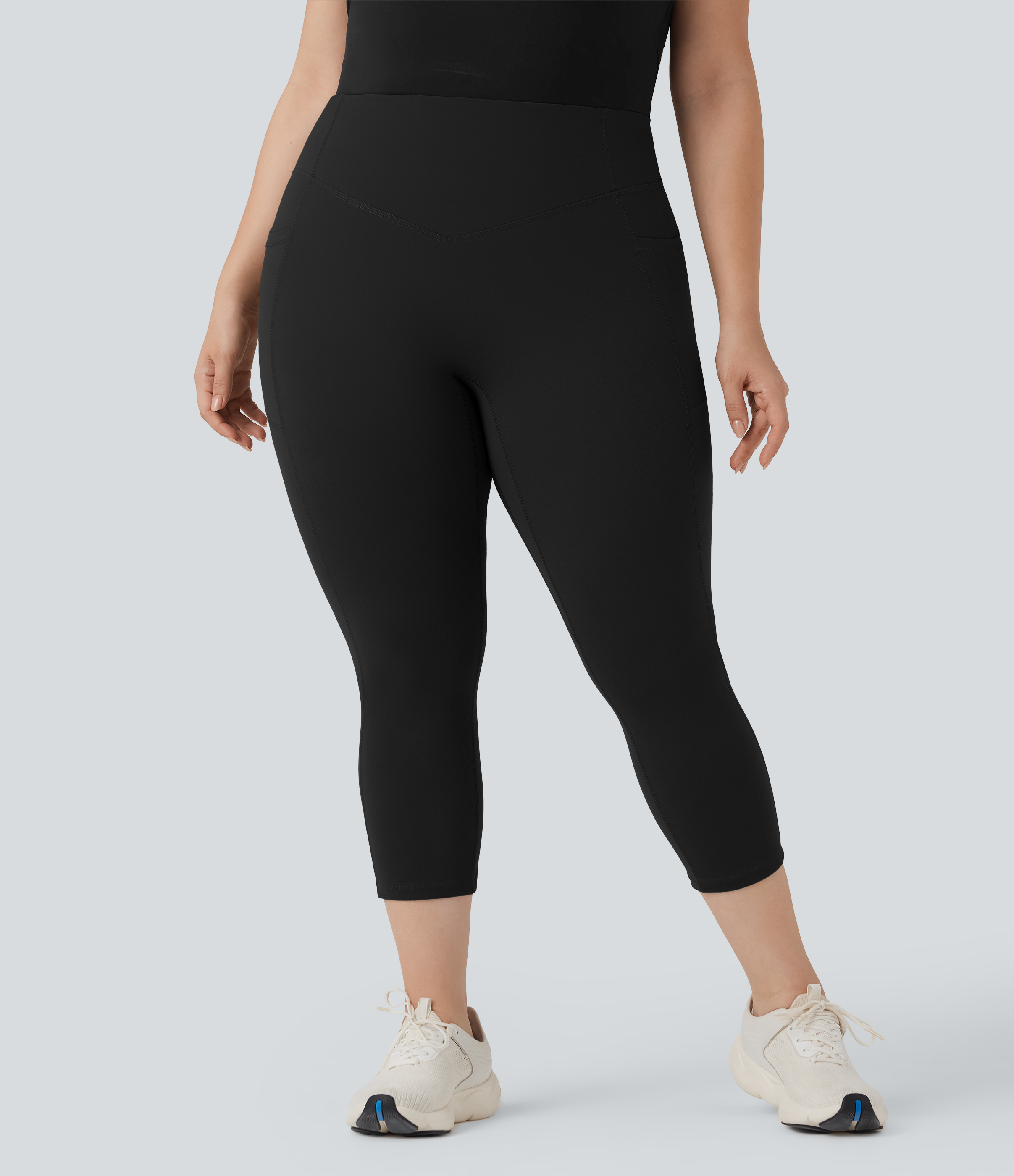 Zwart Plus-size Halara UltraSculpt™ SoCinched capri trainingslegging met hoge taille, met scrunch-effect voor gevormde billen en buikcorrigerend, met zakken / 2
