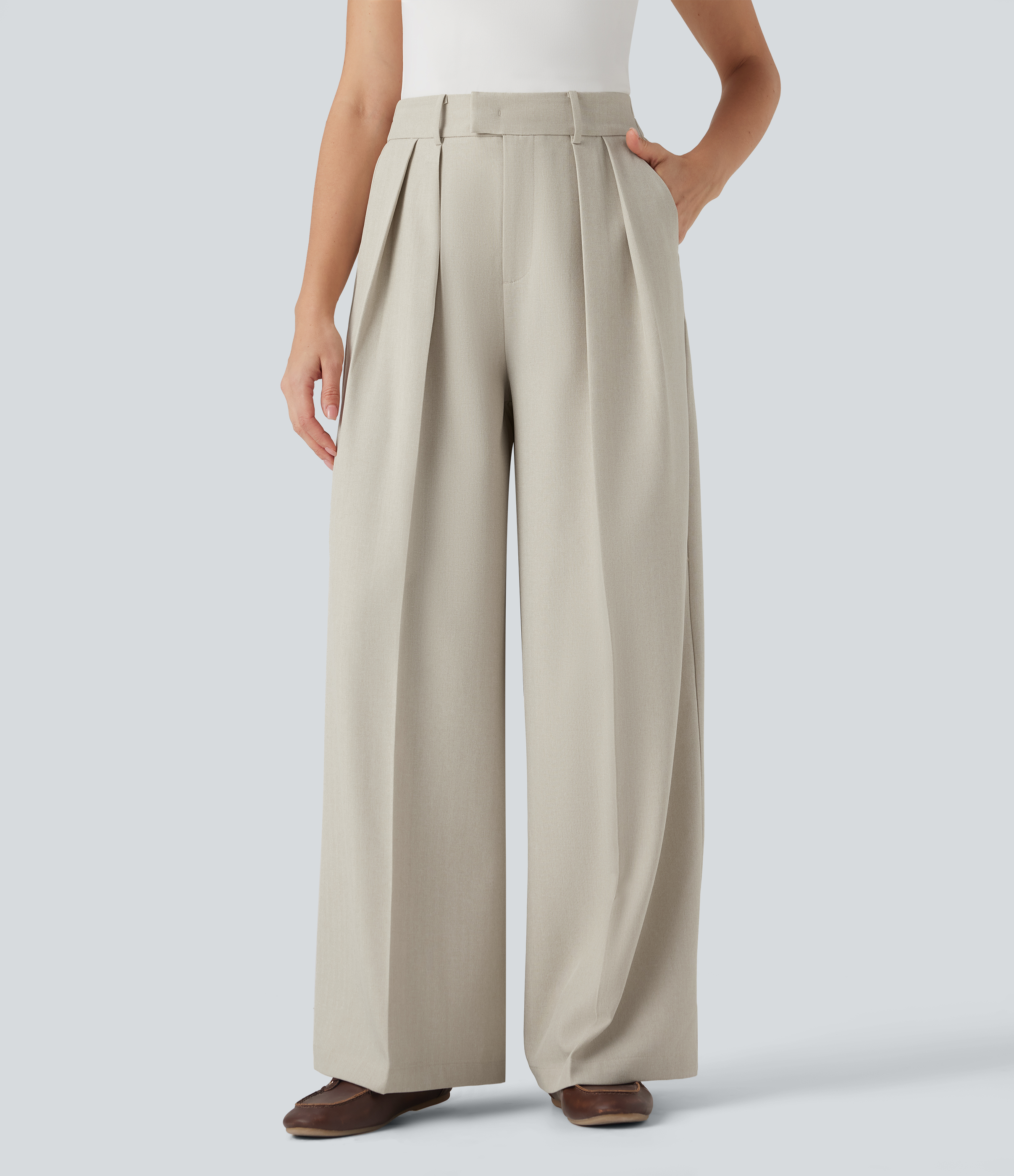 Warm Sandstone Pantalon de travail anti-froissage, taille haute, coupe large, aspect lin et poches / 1