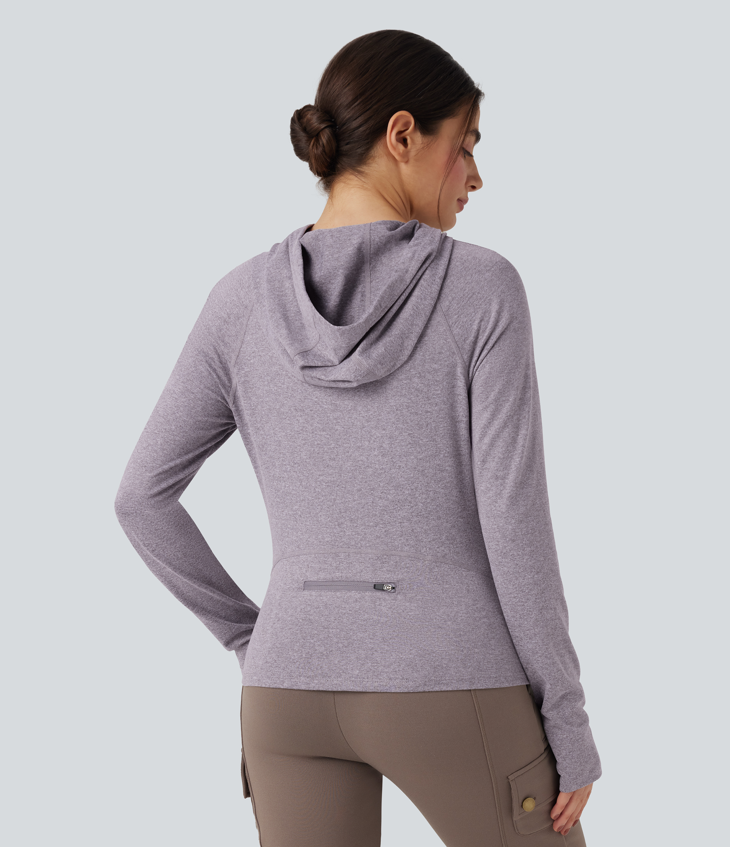 Purple Ash Floral Yarn Sudadera deportiva para senderismo con capucha de manga larga con cordón ajustable agujero para el pulgar y bolsillo / 2