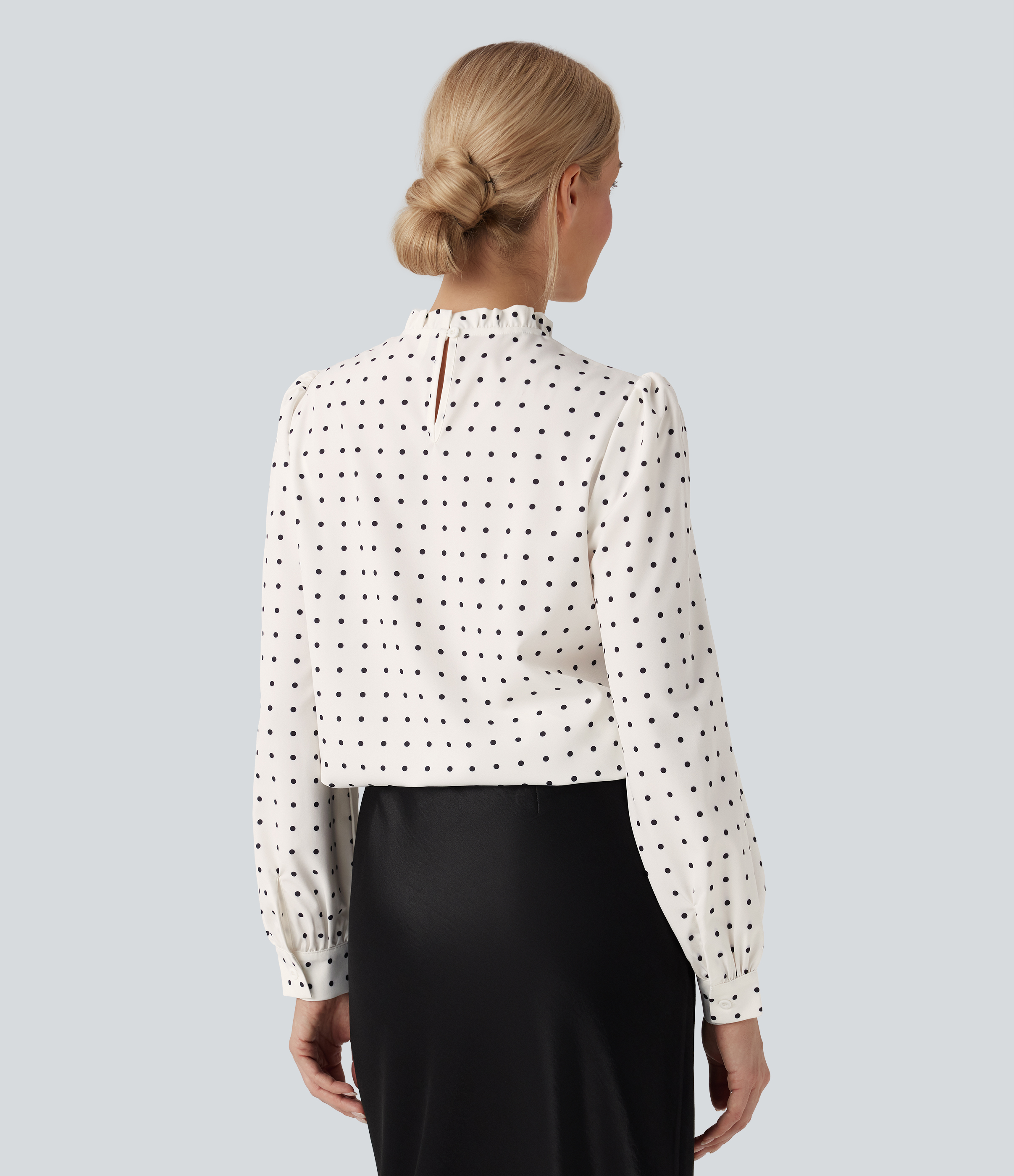 Black Polka Blusa de oficina con cuello alto y volantes de lunares / 2