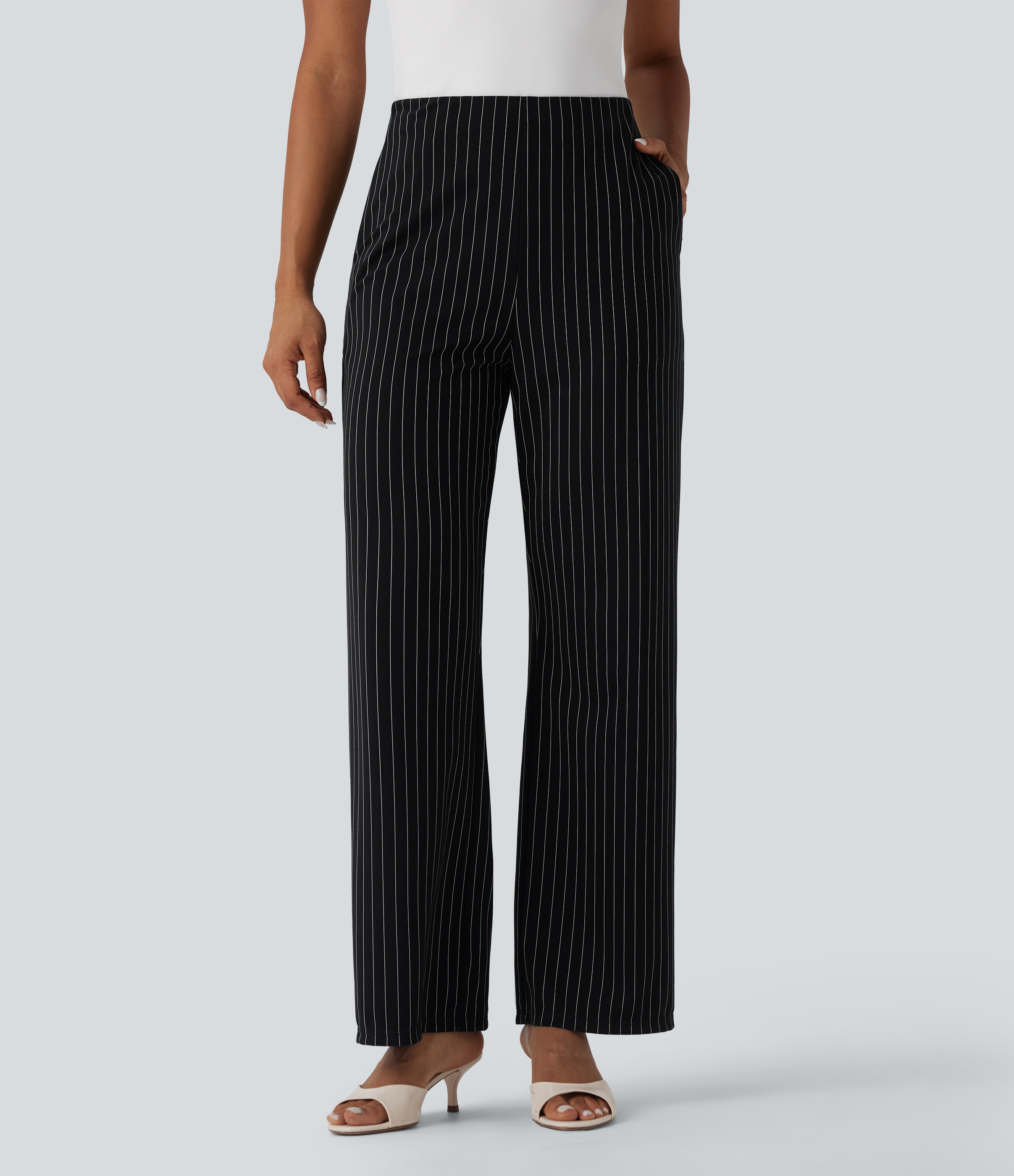 Black White Pinstripe Pantalones de oficina a rayas rectos de tiro alto y bolsillos / 1