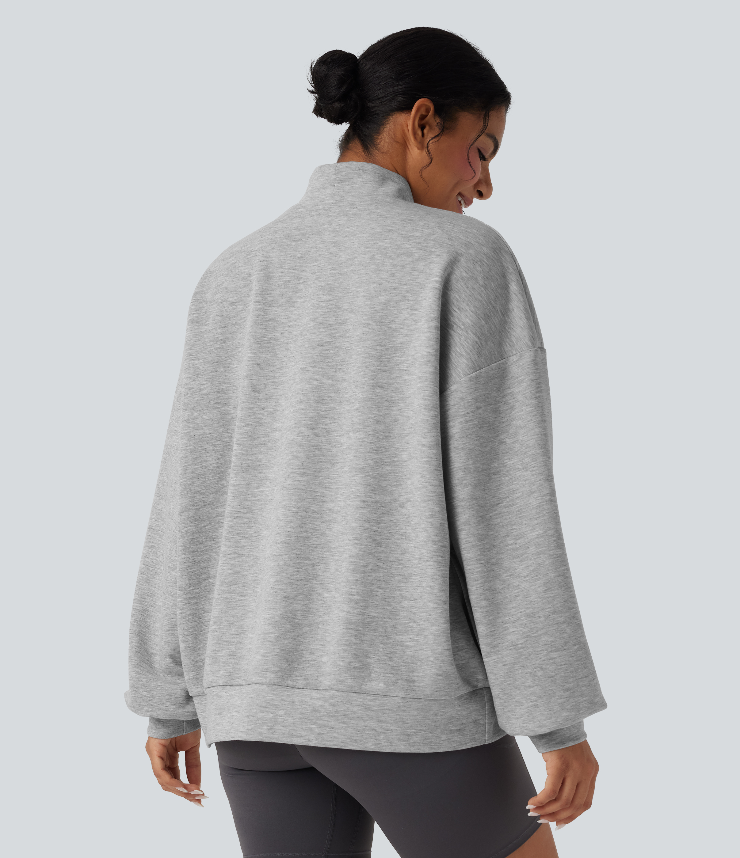 Fog Gray Lässiges, locker geschnittenes Stehkragen-Sweatshirt mit Taschen / 2