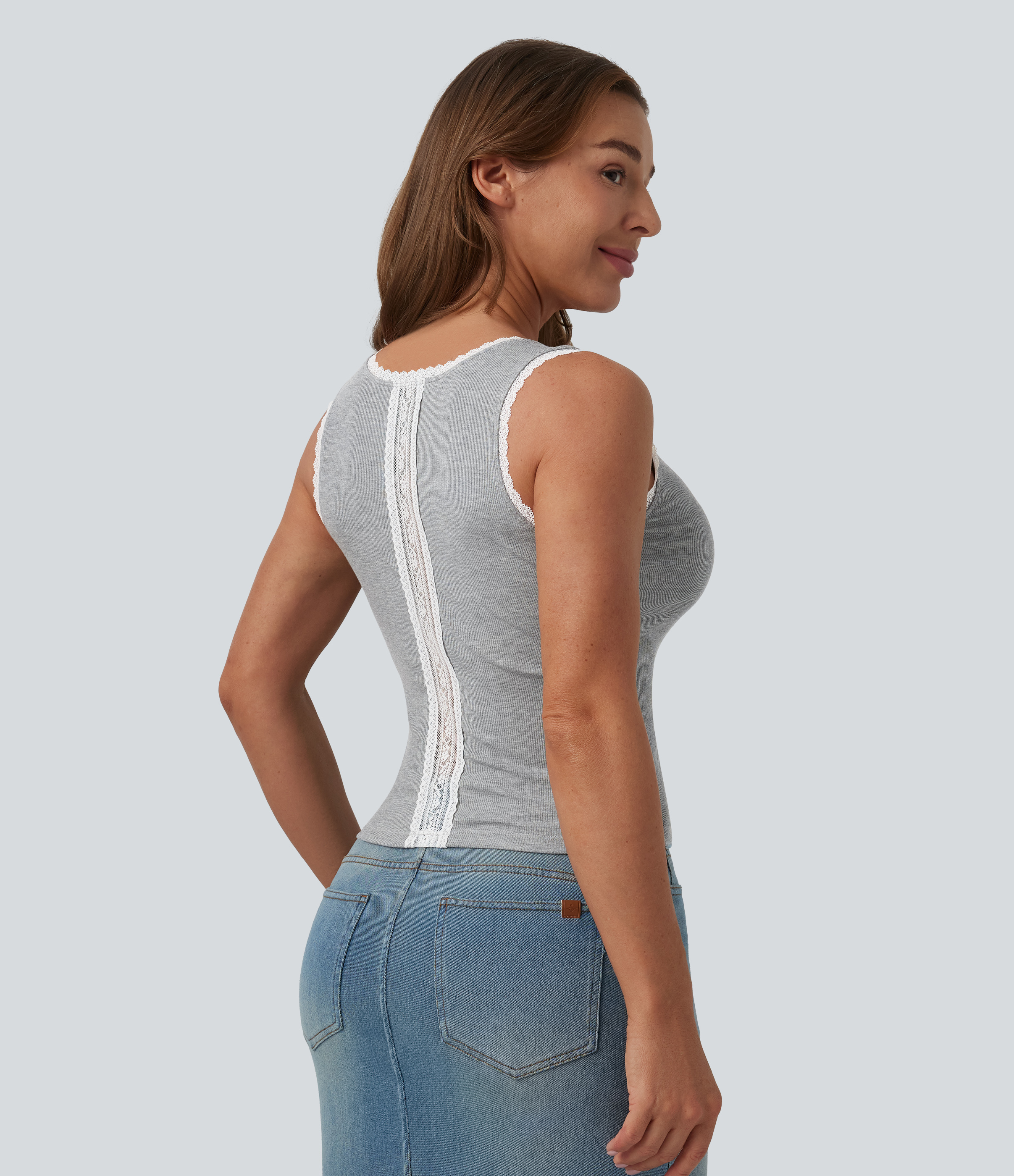 Blonder – lag flotte klær med vakkert og fargerikt blondestoff. Selfmade®  (Stoff \u0026 Stil), image size:2414x2800