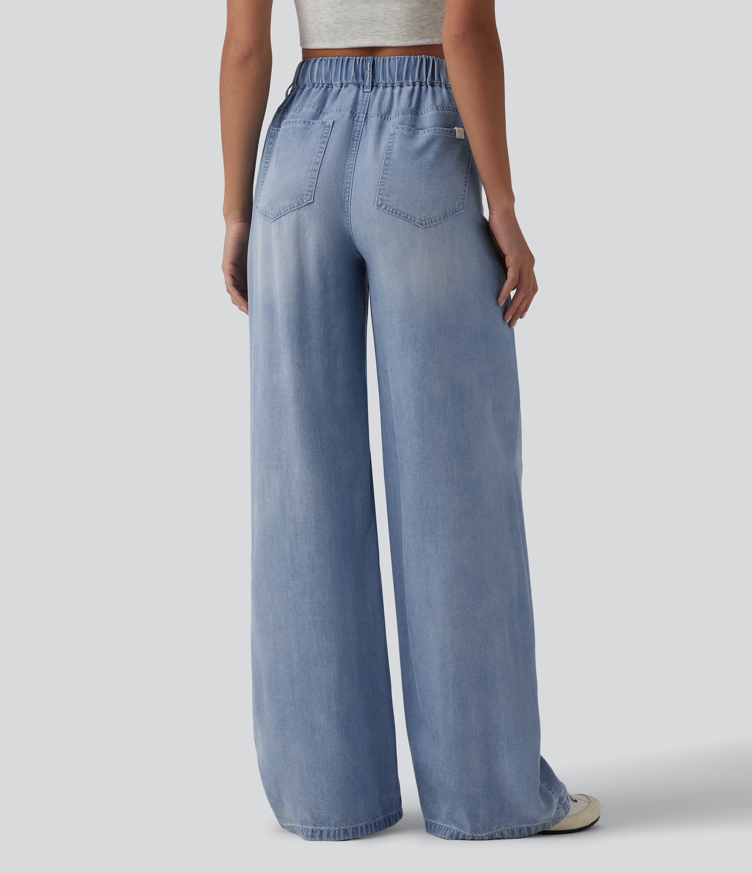 Malibu Blue Denim Lässige Jeans aus Lyocell mit mittelhohem Crossover-Bund, mehreren Taschen und weitem Bein / 2