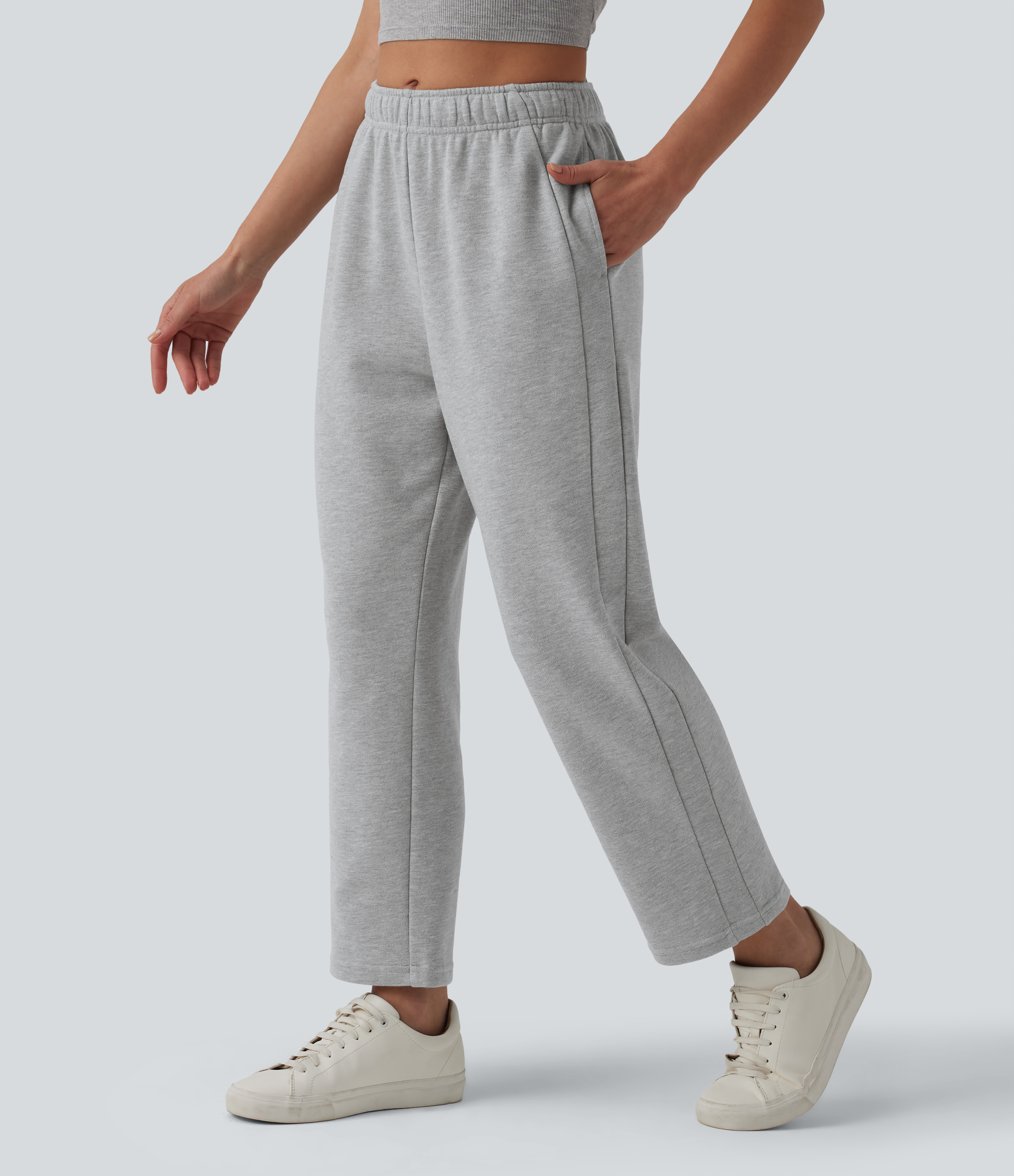 Fog Gray Pantalones de chándal casual de algodón de tiro medio con cordón interior, pernera cónica y bolsillos / 1