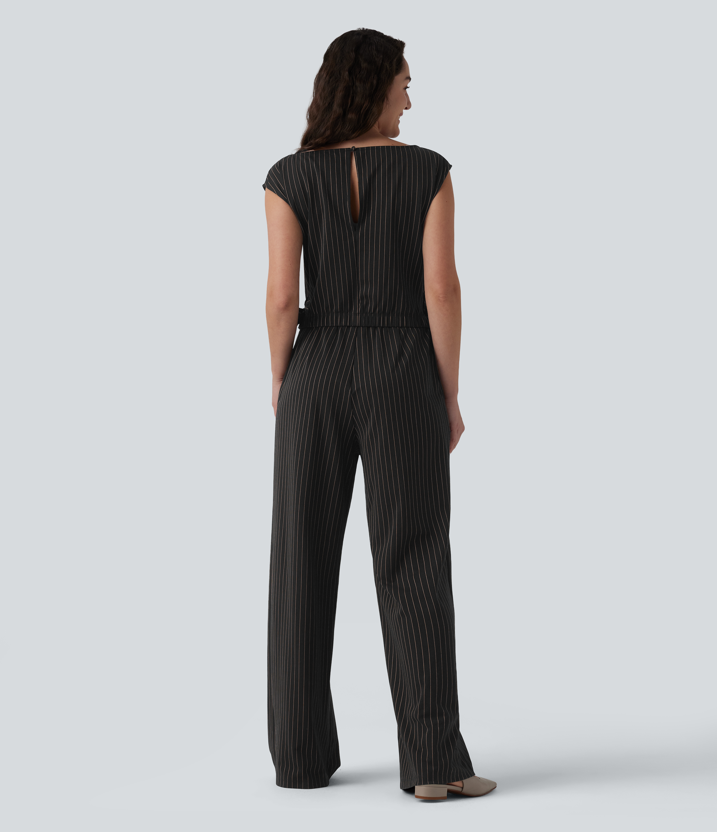 Black Brown Black Pinstripe Combinaison de travail sans manches à encolure bateau, côtés noués, toucher frais, rayée, avec poches — Édition Easy Peezy / 2