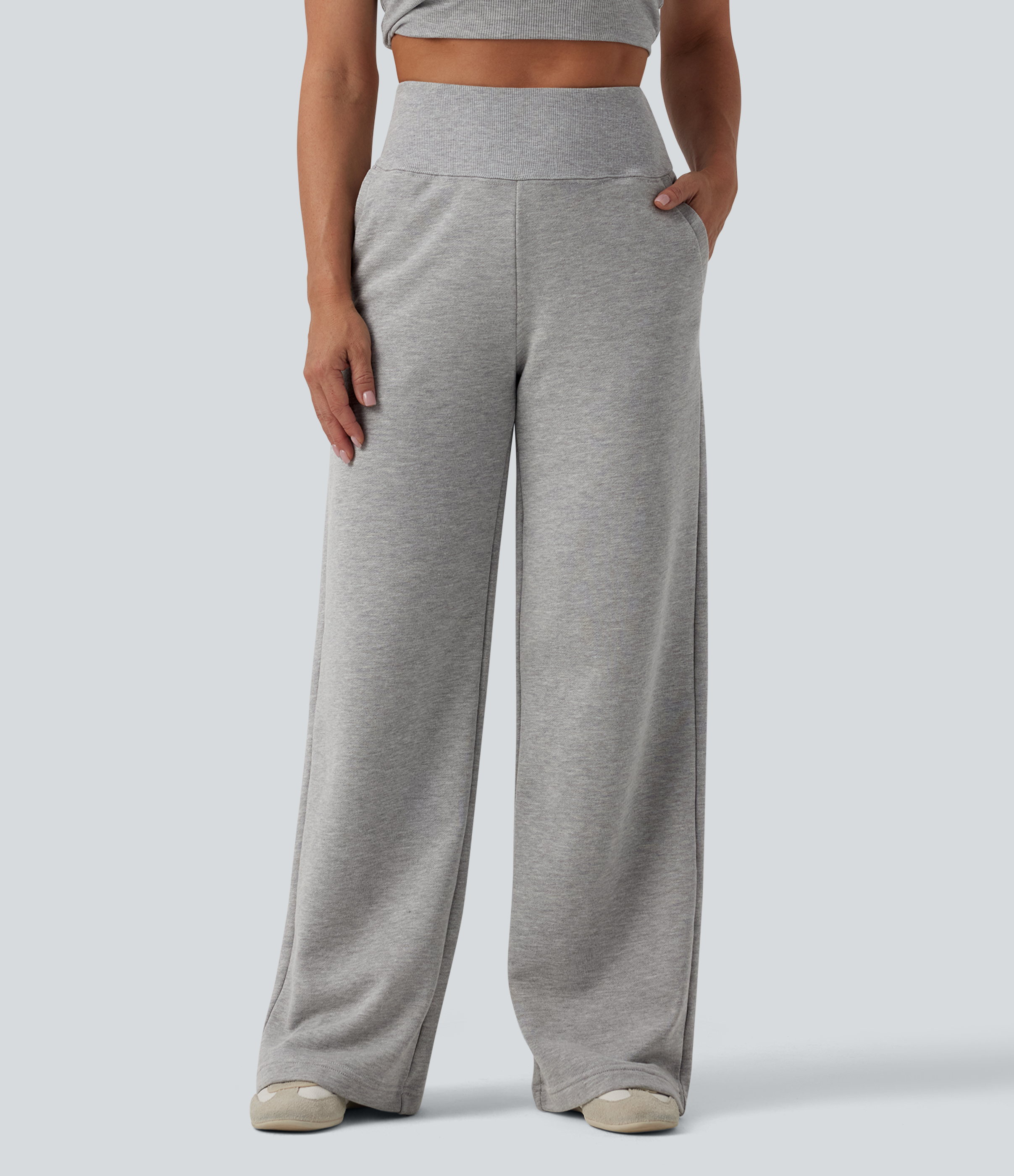 Lässige Baumwoll-Jogginghose mit hohem Bund, mehreren Taschen und weitem Bein