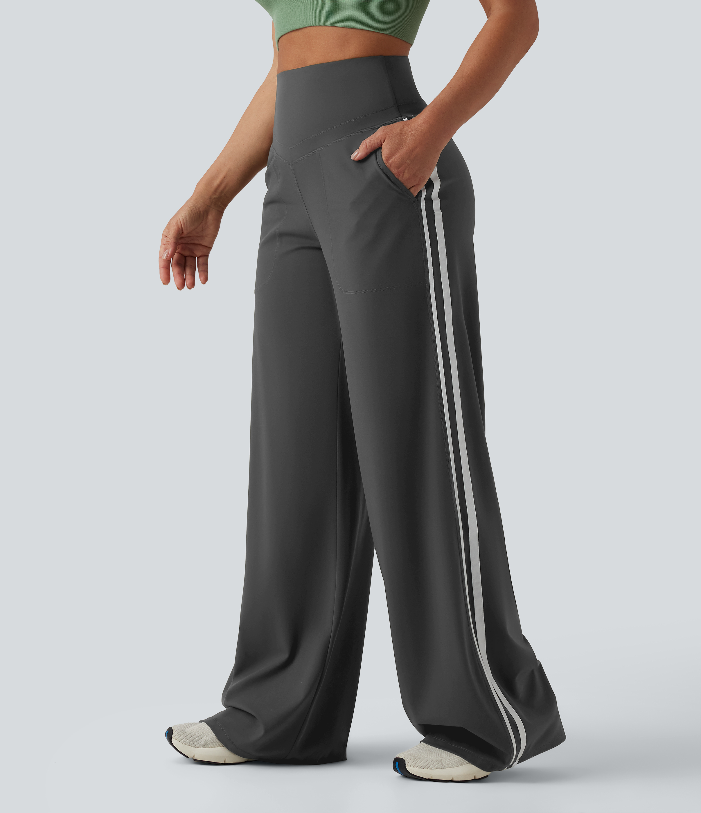 Halara UltraSculpt™ High Waisted Tummy Control Color Block Stripes Yoga Baggy Pants with Pockets