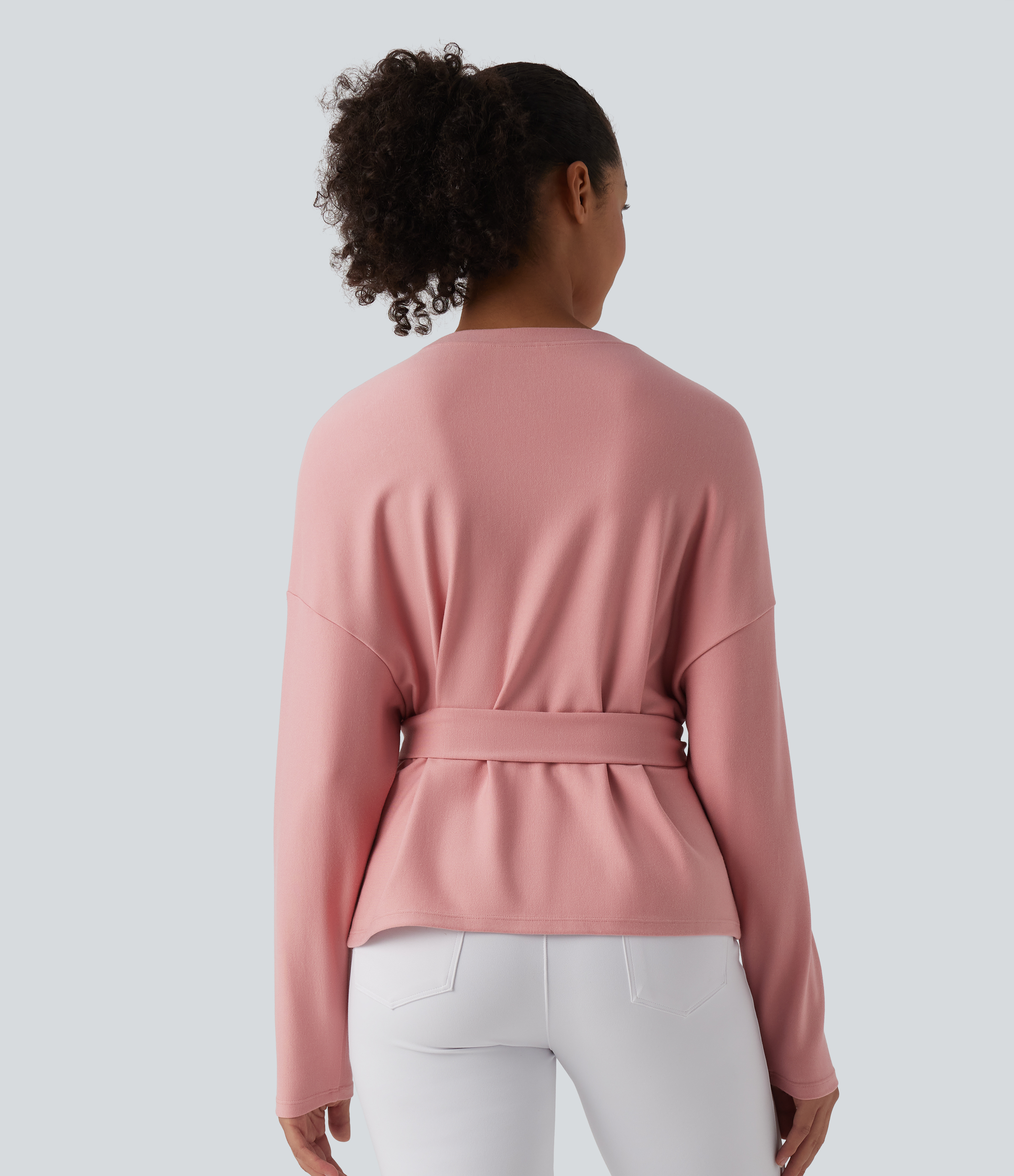 Peach Blossom Pink SculptKnit top décontracté à encolure ronde, manches longues chauve-souris, ceinturé / 2