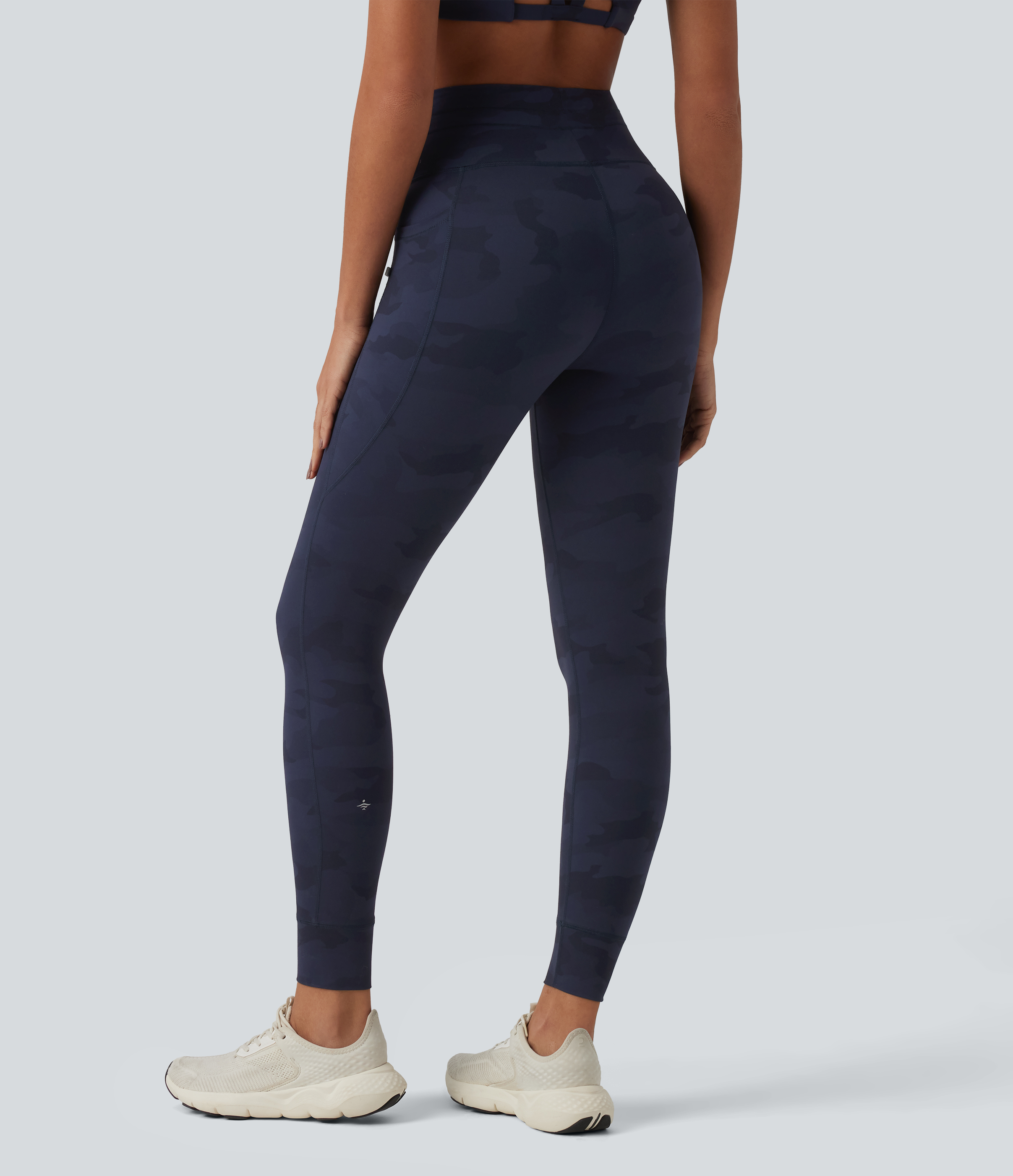 Navy Camo Legging yoga Halara UltraSculpt™ imprimé camouflage taille haute avec cordon de serrage et poches / 2