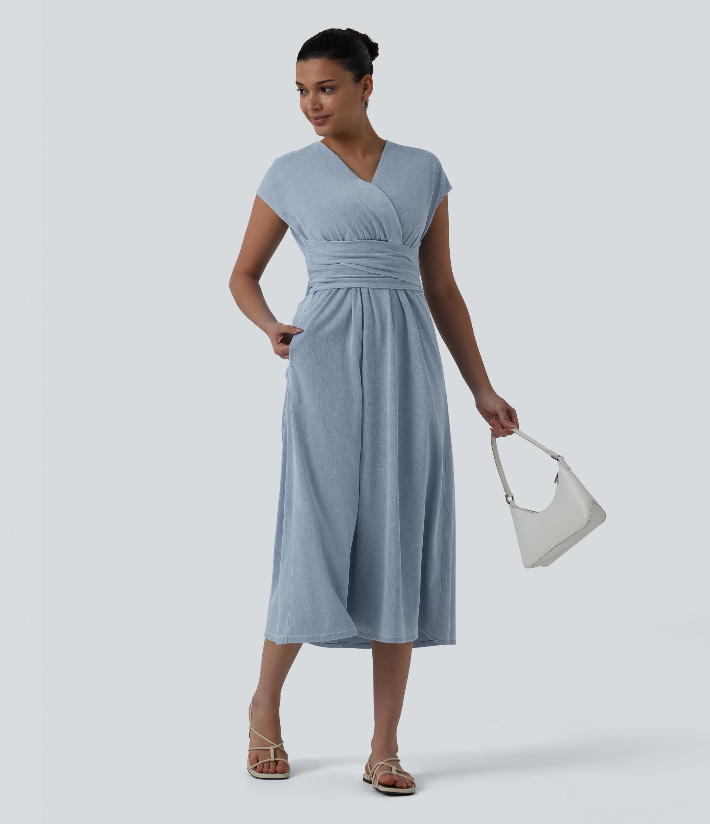 Robe mi-longue casual denim Halara Flex™ col V manches courtes avec nœud au dos et poches