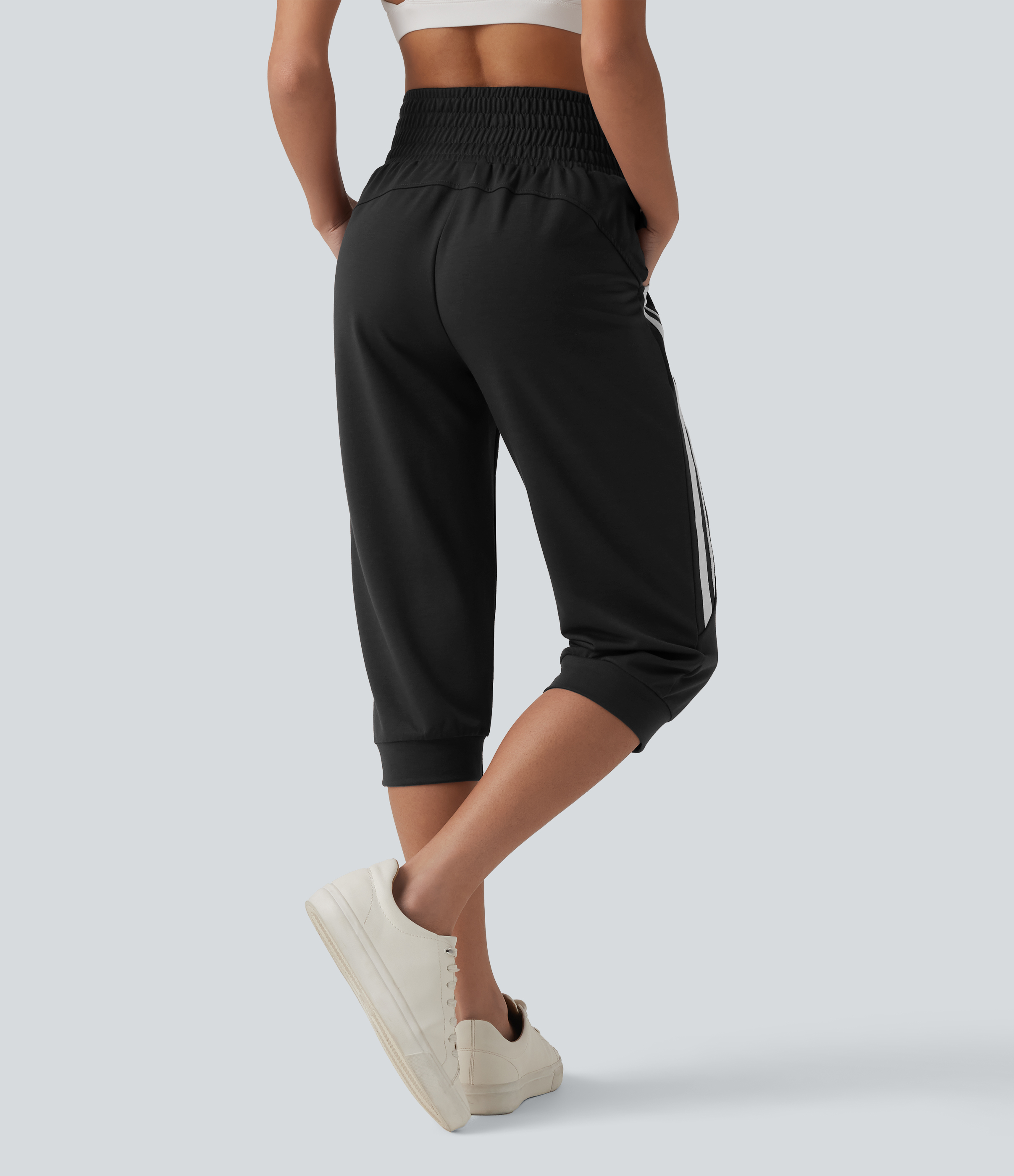 Schwarz Capri-Joggers mit hoher Taille, Kordelzug, Streifen und Taschen / 2