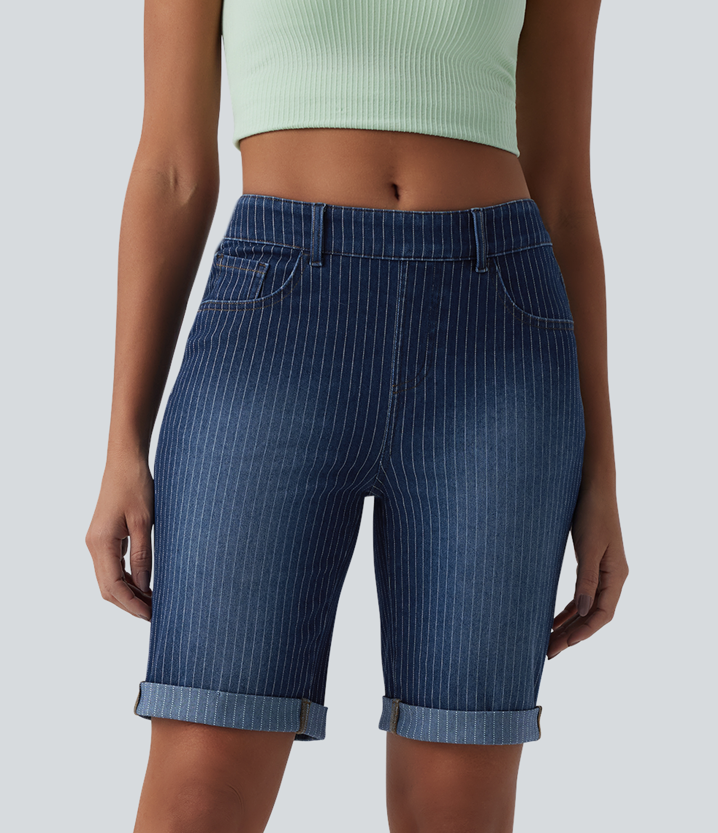 Halara Flex™ Mid-Rise Denim Skinny-Shorts, gestreift, mit umgeschlagenem Saum und Taschen