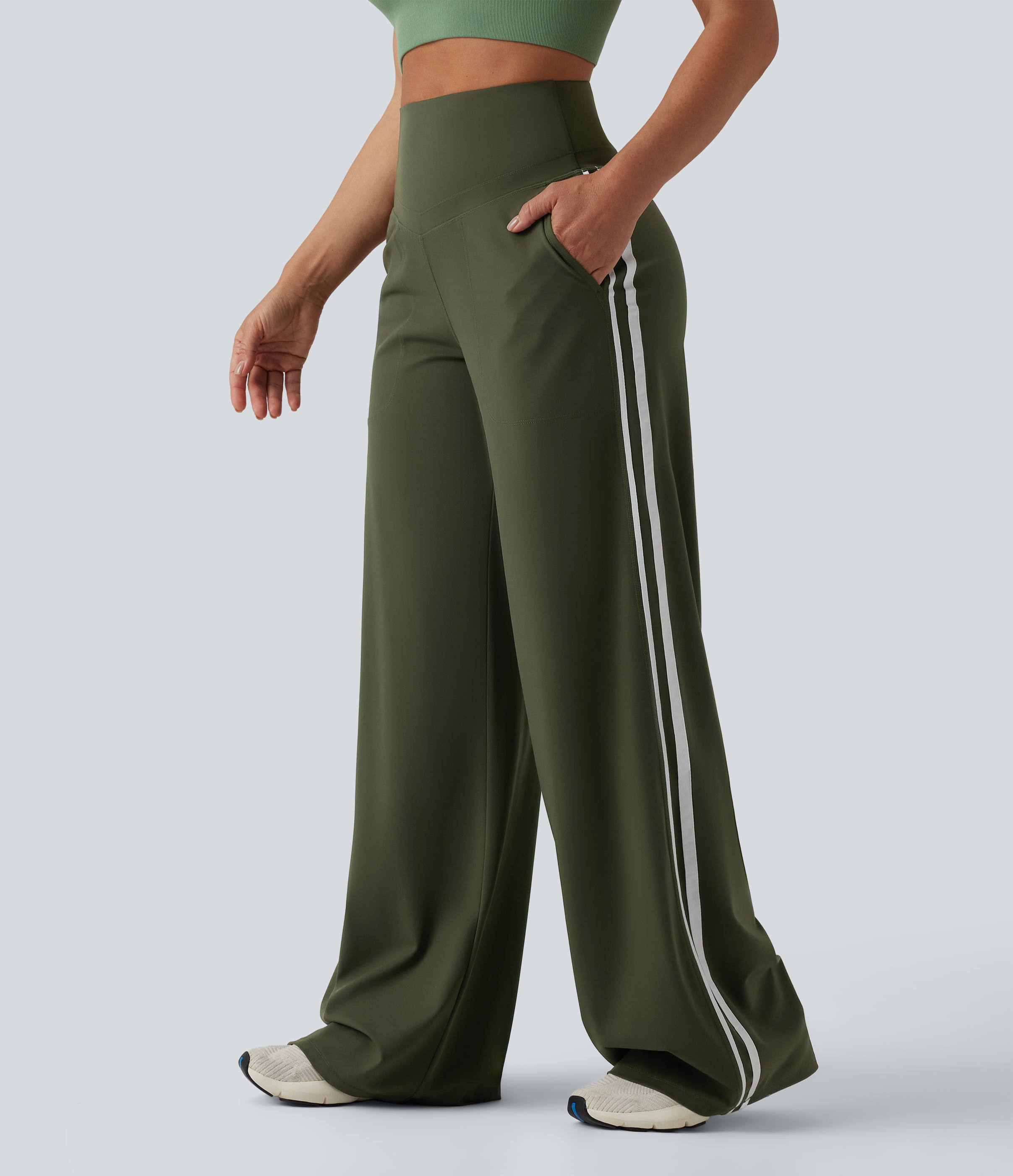 Halara UltraSculpt™ High Waisted Tummy Control Color Block Stripes Yoga Baggy Pants with Pockets
