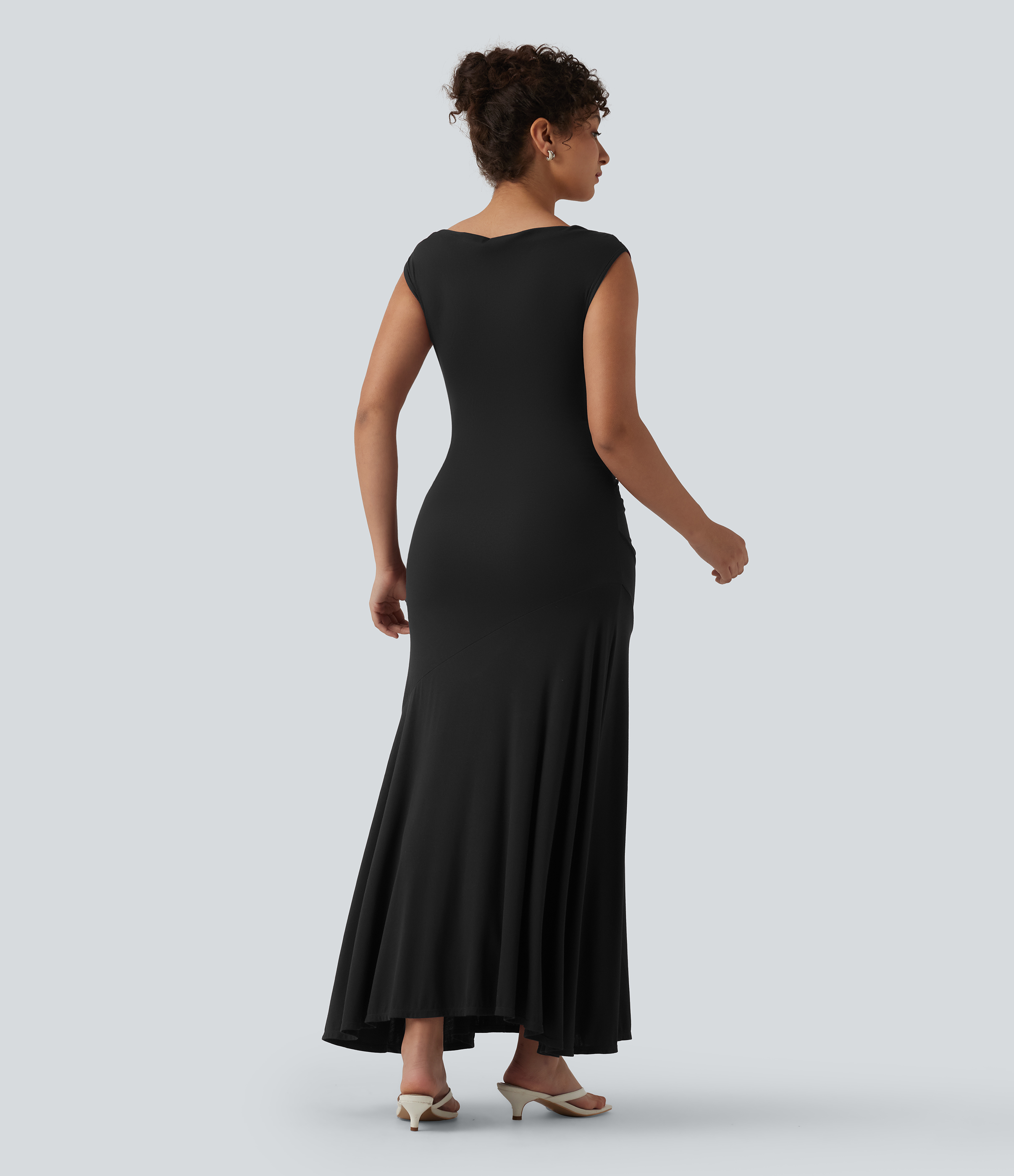 Schwarz Geripptes, ärmelloses Maxikleid mit Wasserfallausschnitt, lässig / 2