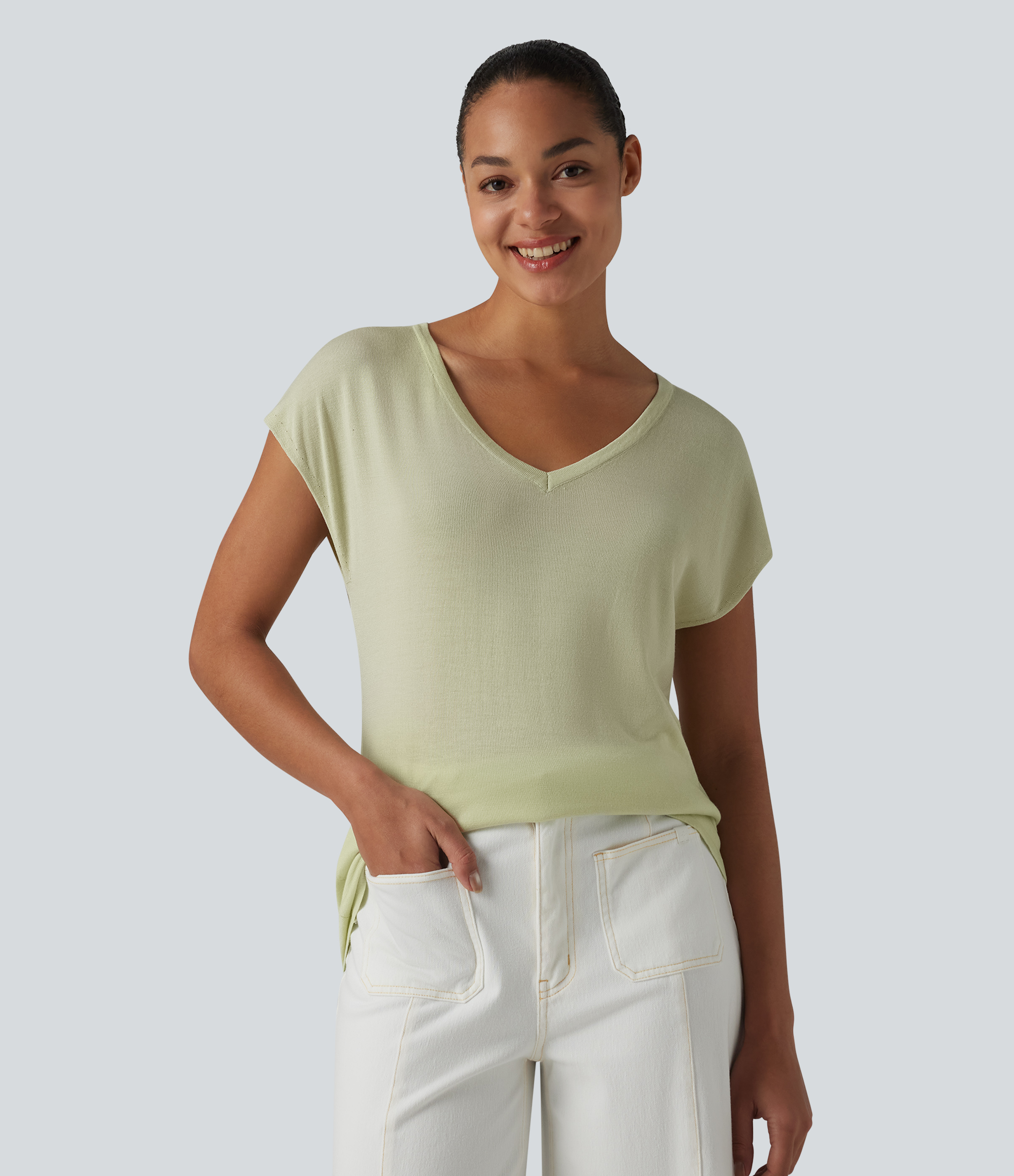 Misty green Jersey de trabajo de cuello en V y manga corta / 1
