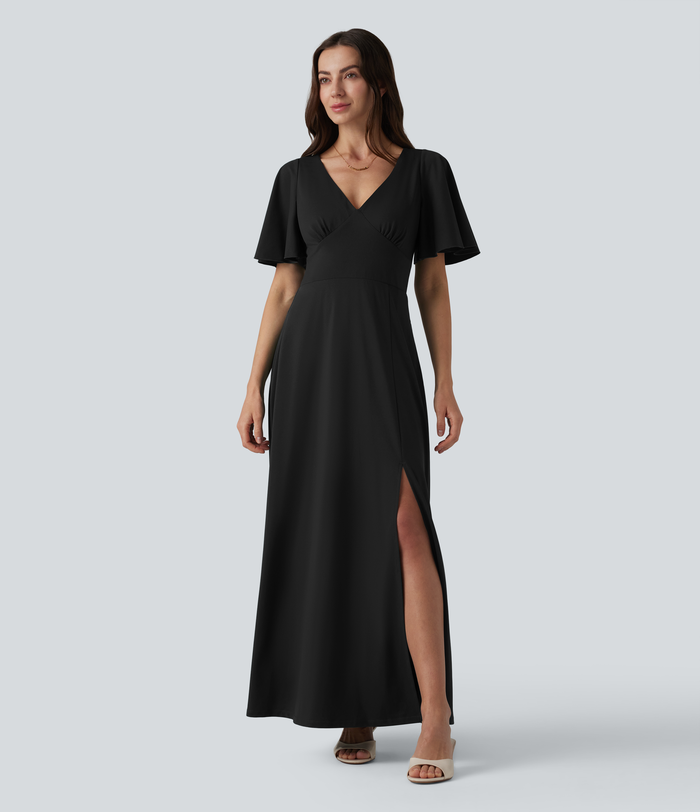 Robe longue fluide de demoiselle d'honneur et d'invitée de mariage, fendue, à manches à volants et col V profond, avec soutien-gorge intégré et poches