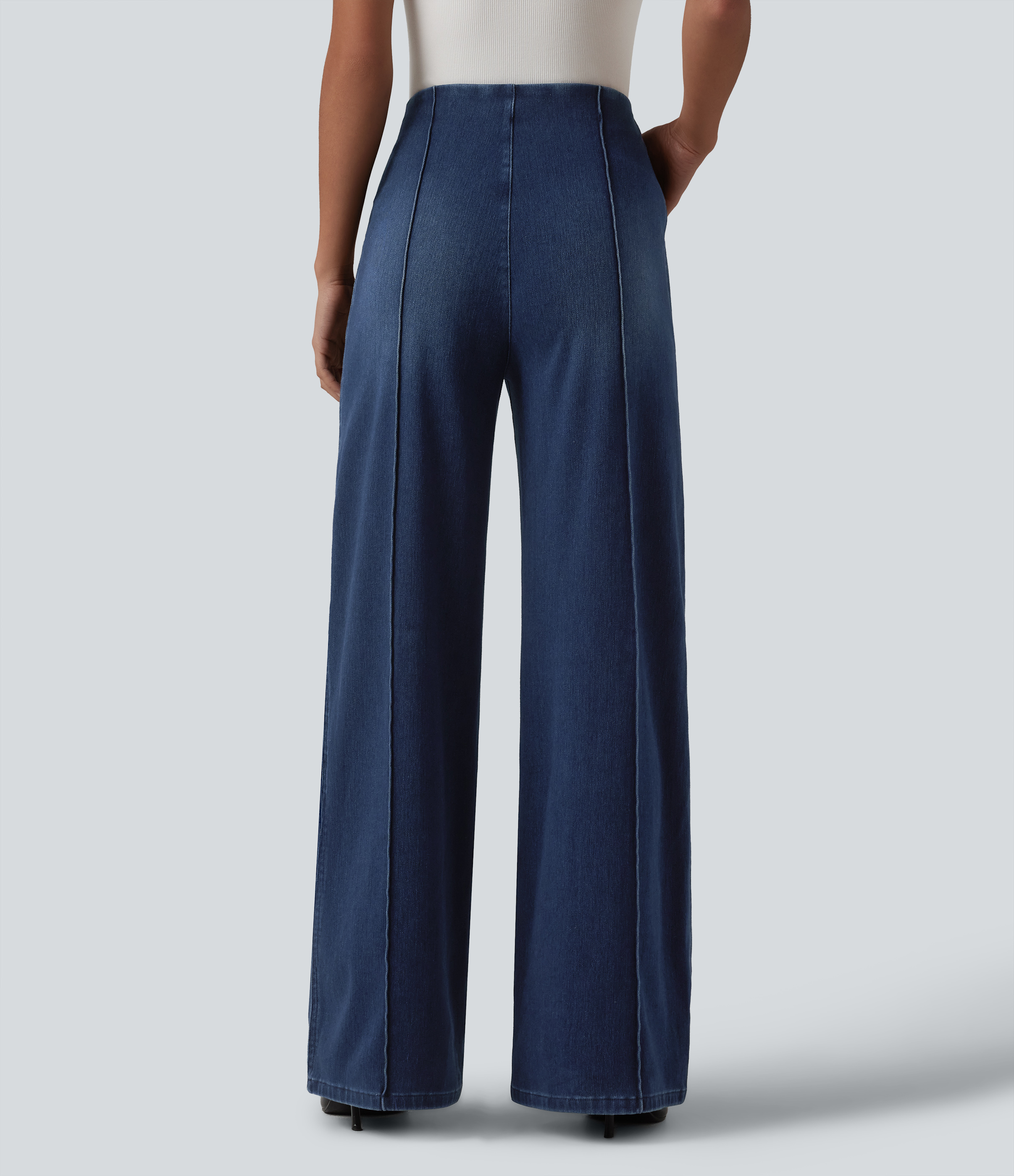 Estate Blue Denim Halara Flex™ jean de travail taille haute à coupe large avec poches / 2