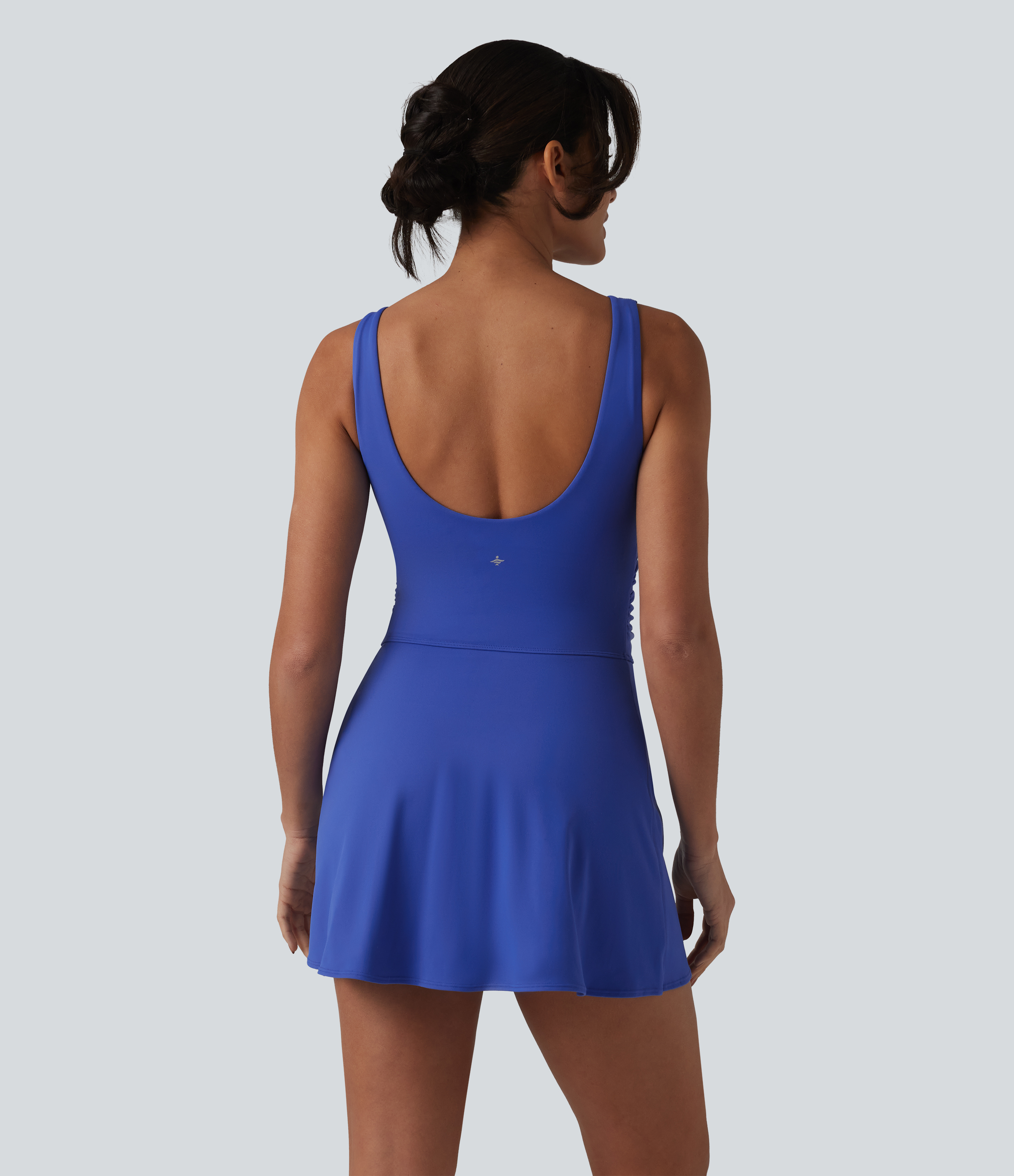 Lotus Blue Robe de yoga courte 2-en-1 SoftlyZero™ Plush col V avec brassière intégrée, liens latéraux et poches – Édition Easy Peasy / 2
