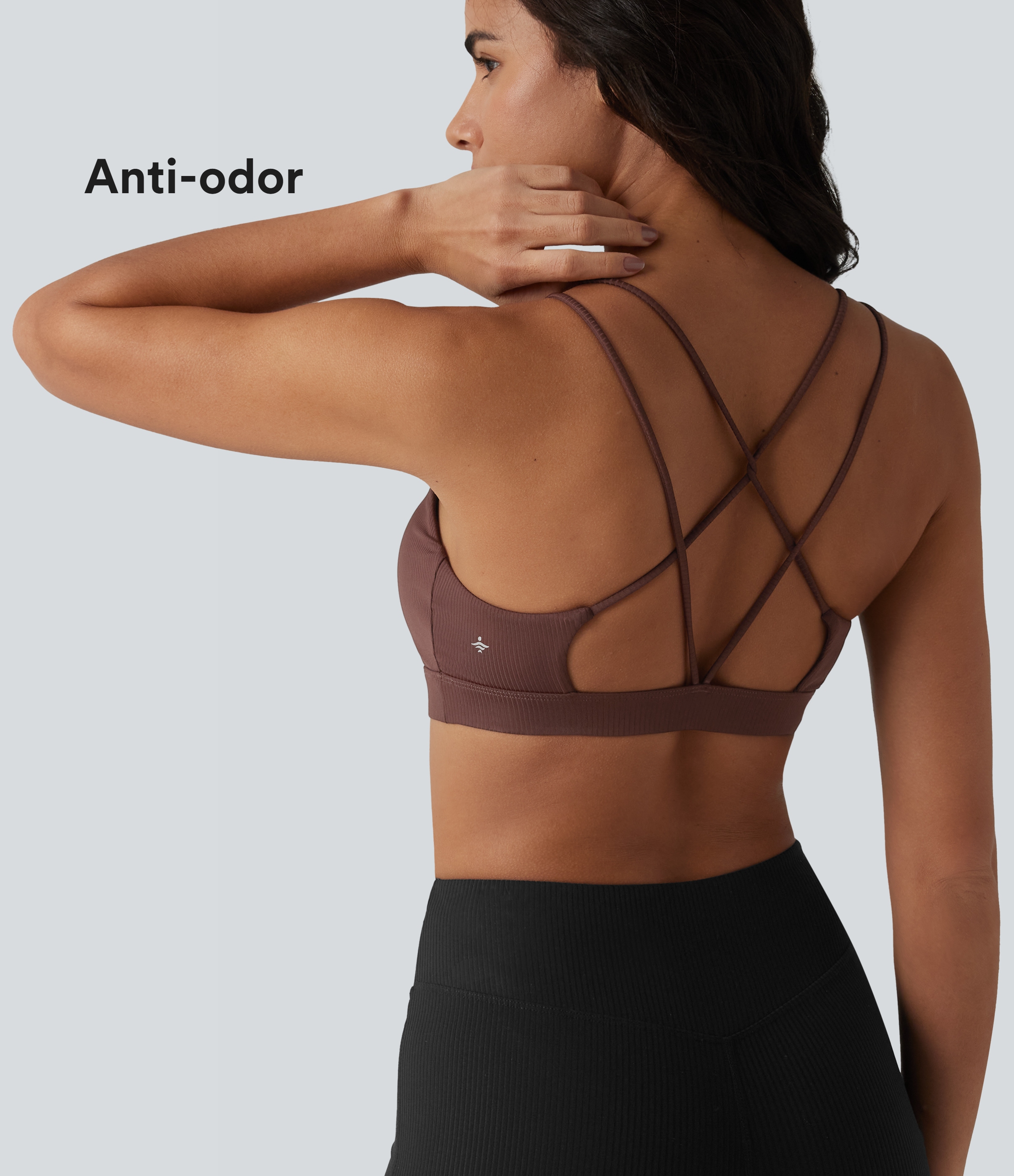 Yoga-Sport-BH aus geripptem Strick mit leichtem Support, eckigem Ausschnitt und integriertem BH - UPF40+