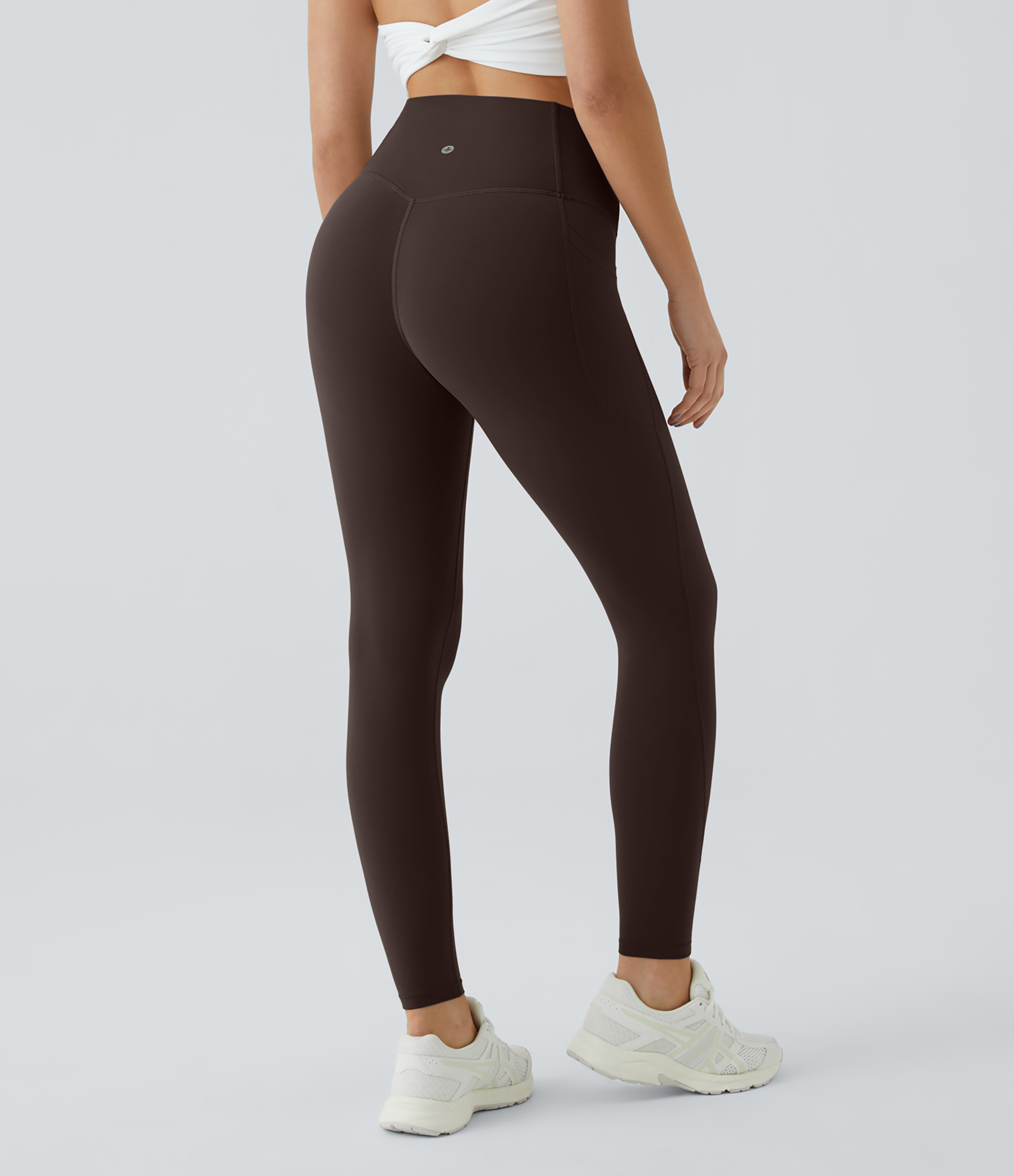 Hot Fudge Halara UltraSculpt™ - Formende Workout-Leggings mit hohem Bund, Seitentaschen und Bauchkontrolle / 2
