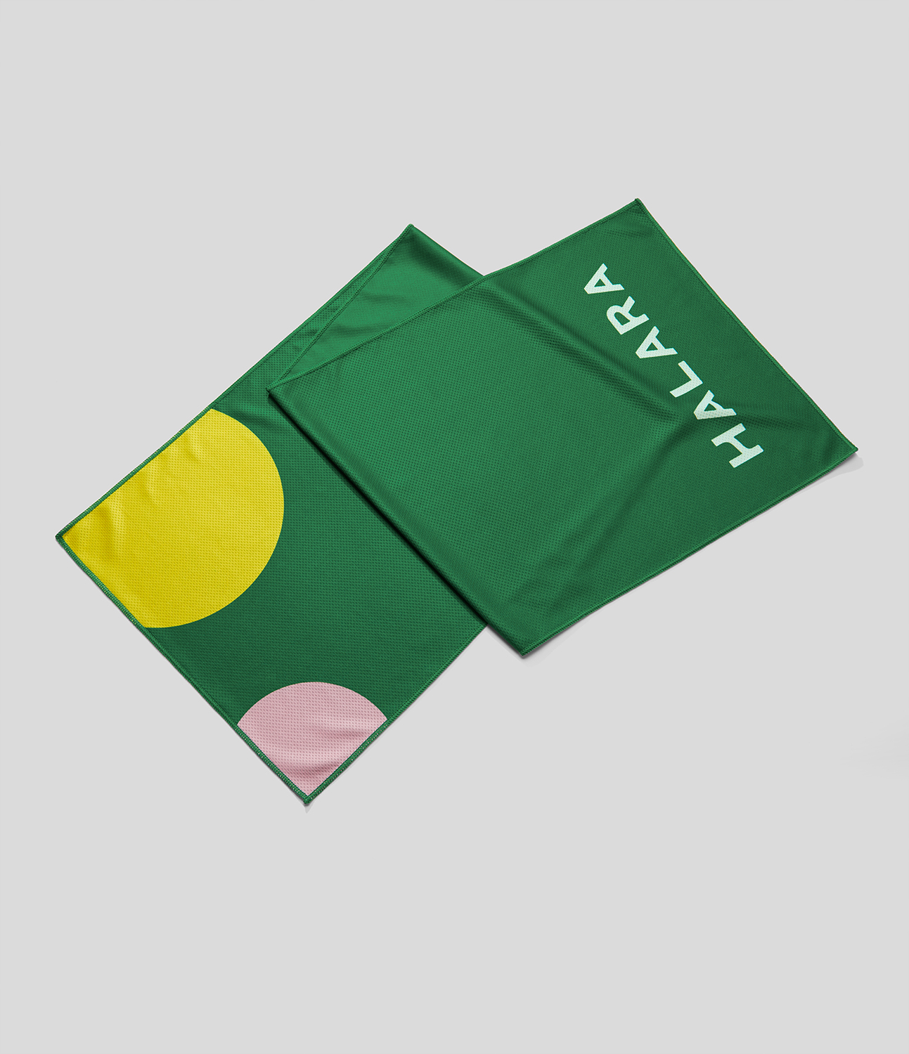 Halara schnelltrocknendes Sporthandtuch mit Buchstabenaufdruck