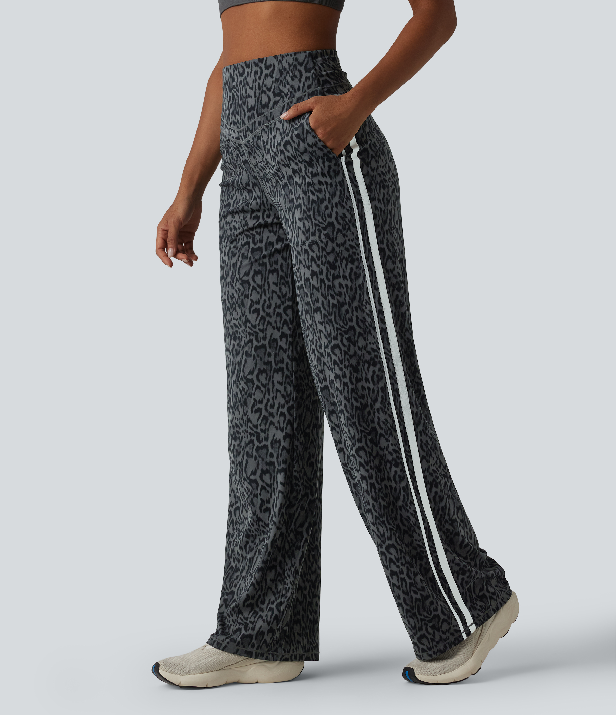 Halara UltraSculpt™ Leopard Print High Waisted Tummy Control Side Stripes Yoga Straight Leg Pants with Pockets