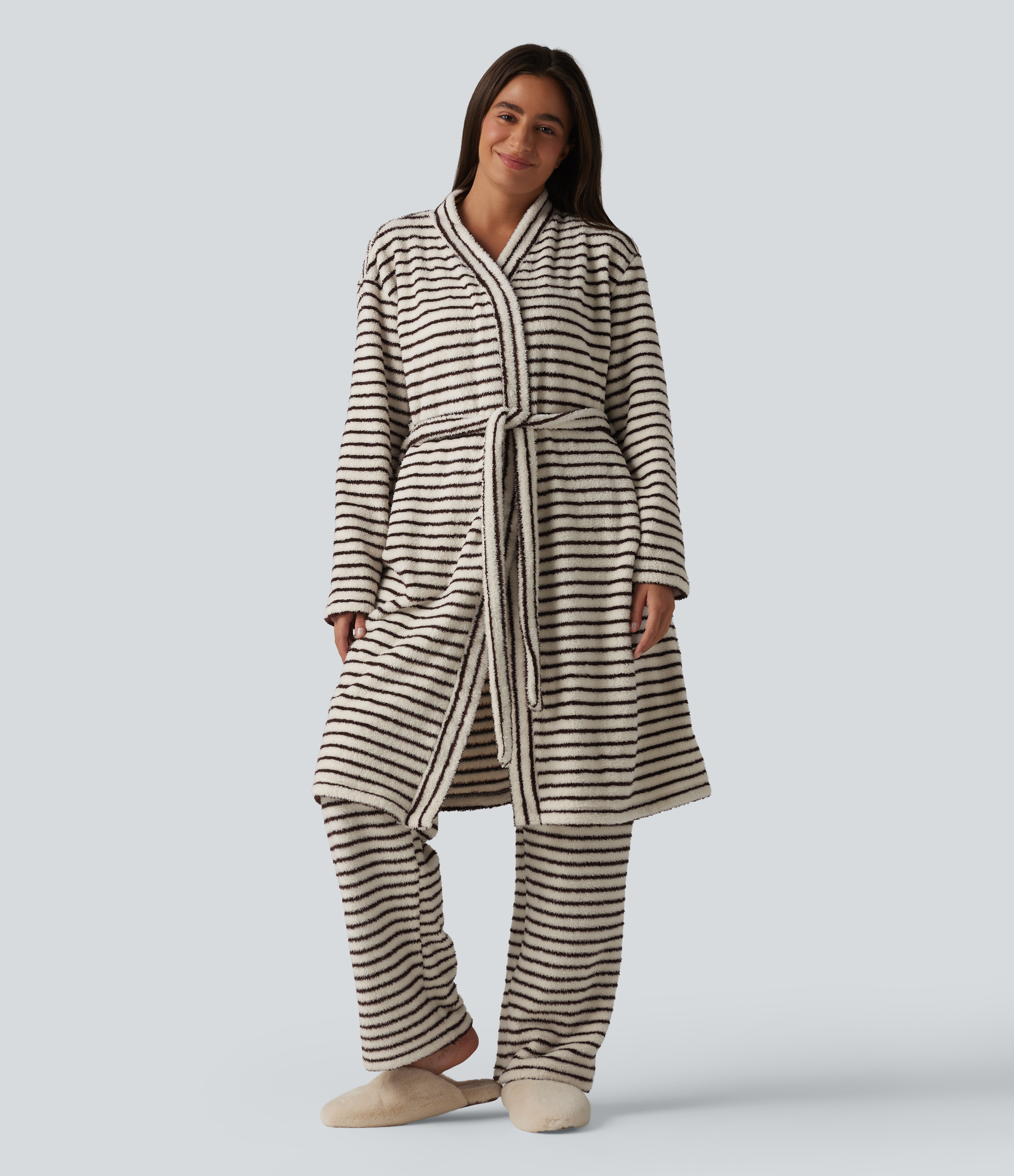 Robe d'intérieur longue en flanelle à rayures manches longues ouverte avec ceinture