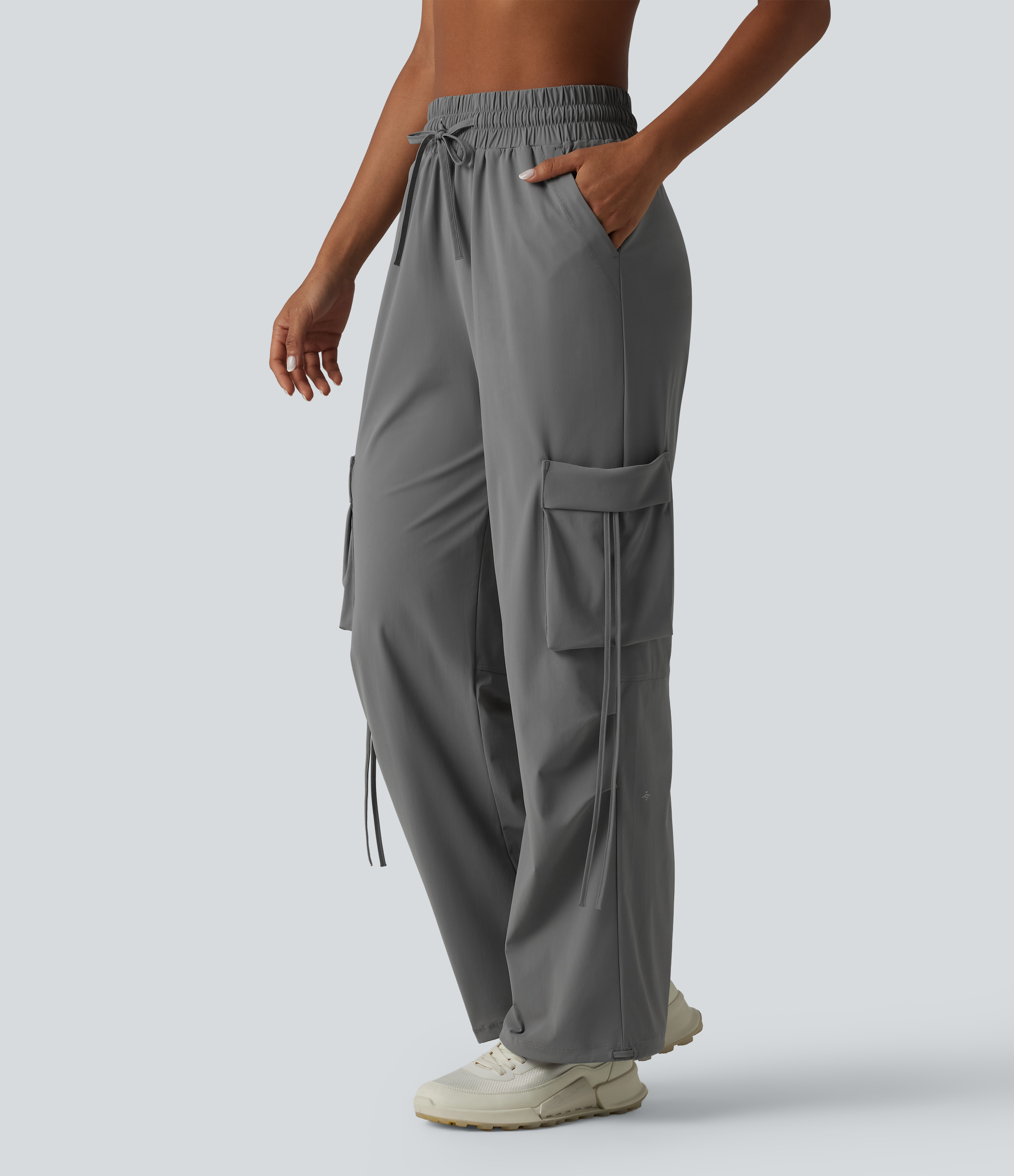 Pantalon cargo large fluide d'entraînement taille haute avec cordon de serrage, séchage rapide, toucher frais et poches - UPF40+