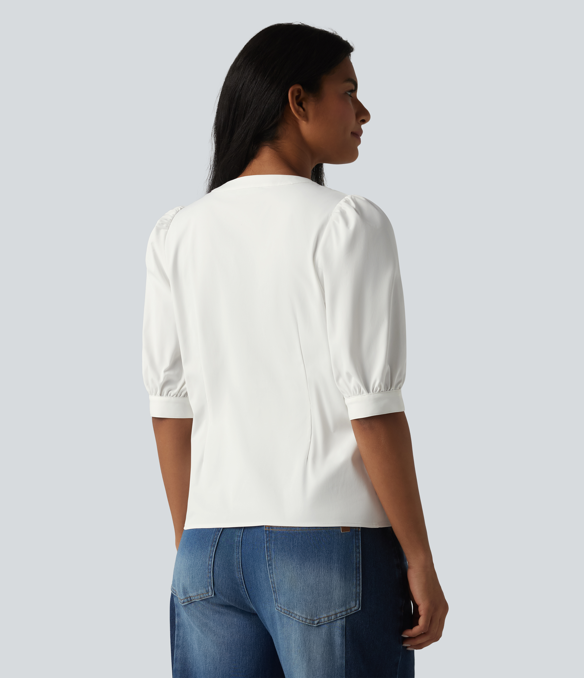 Bluewash Lässige Bluse mit Henley-Ausschnitt und halblangen Puffärmeln / 2