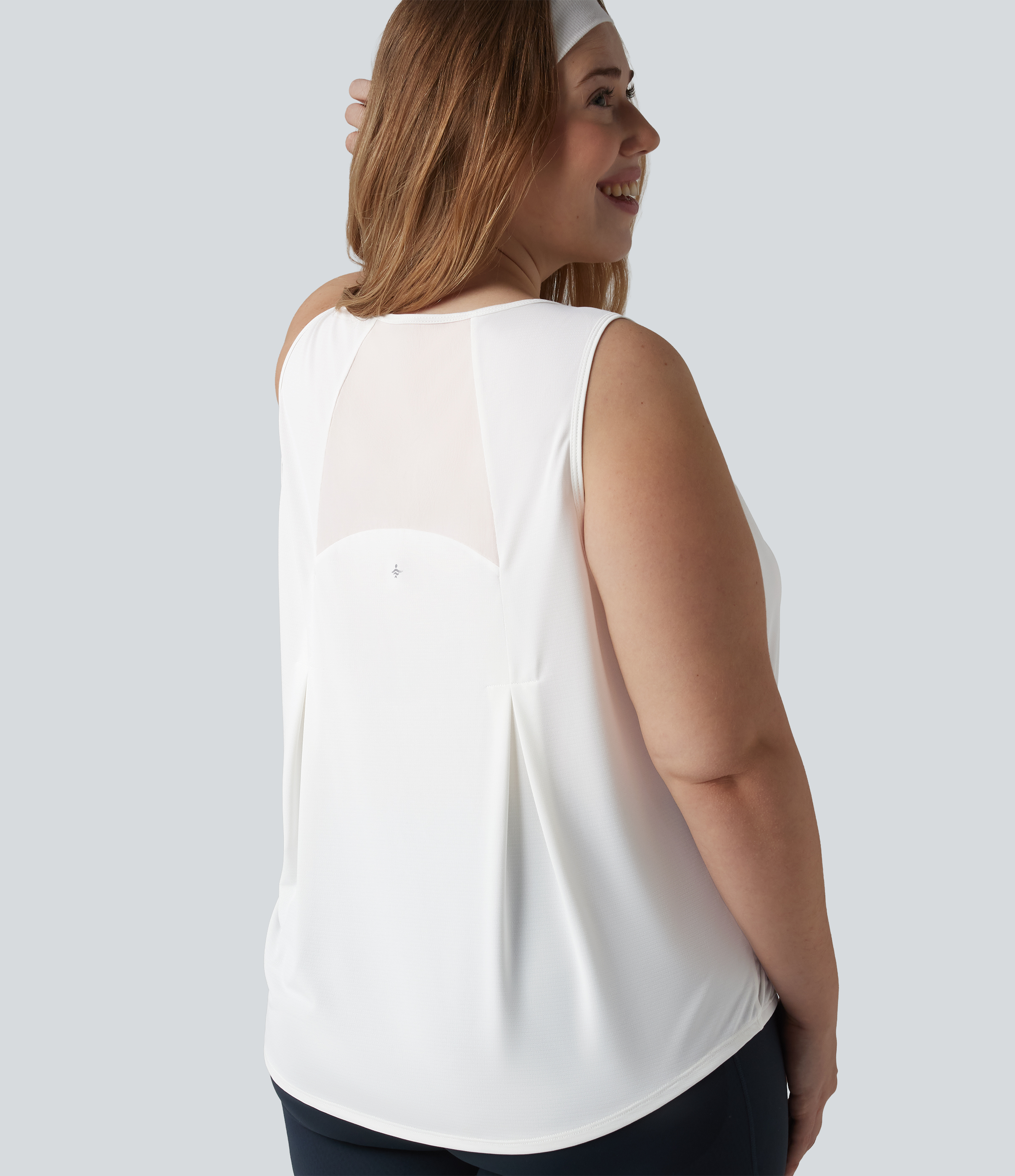 Running tank top with contrasting mesh and rounded hem - Plus Size