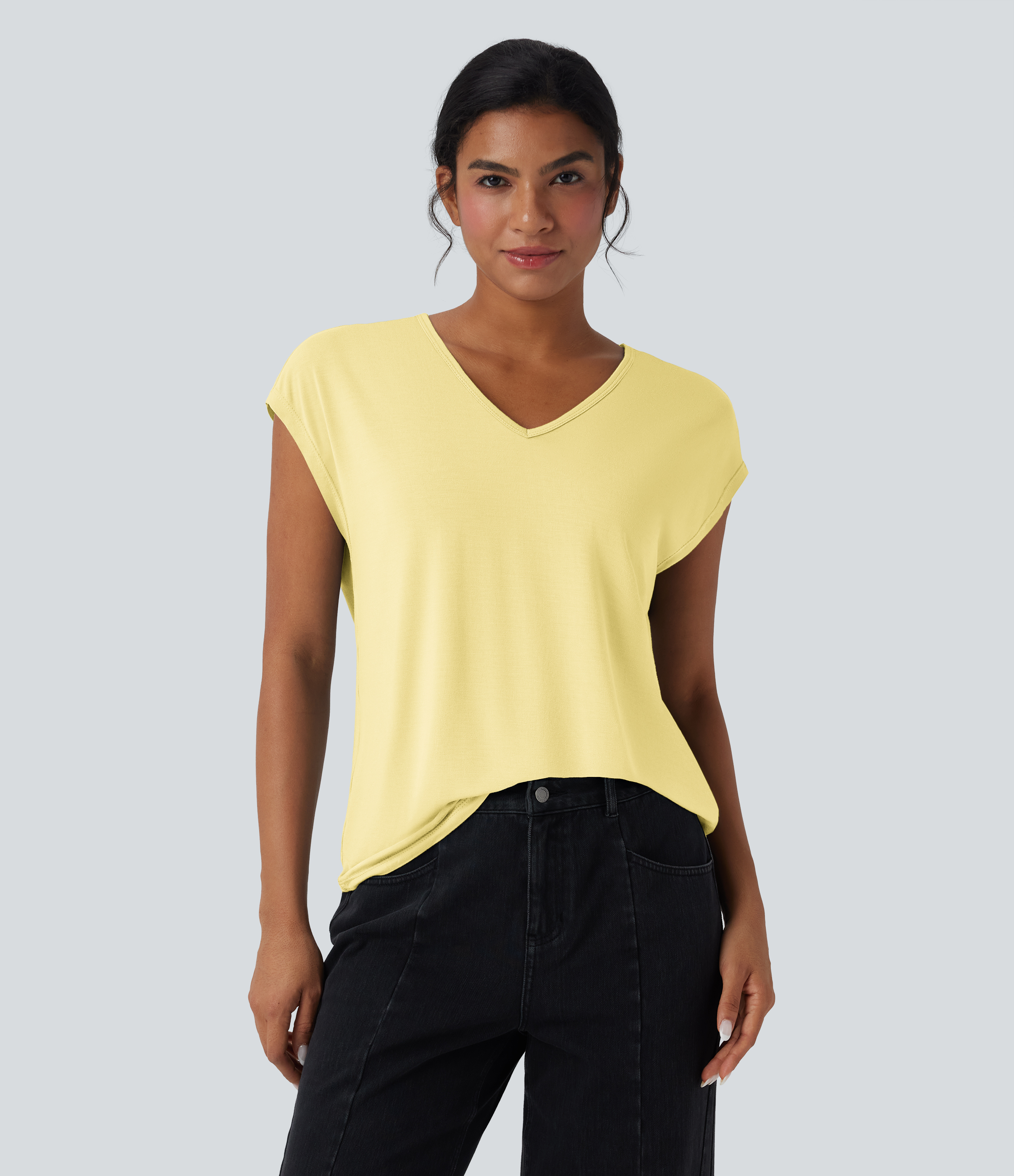 Camiseta casual de cuello en V con manga corta