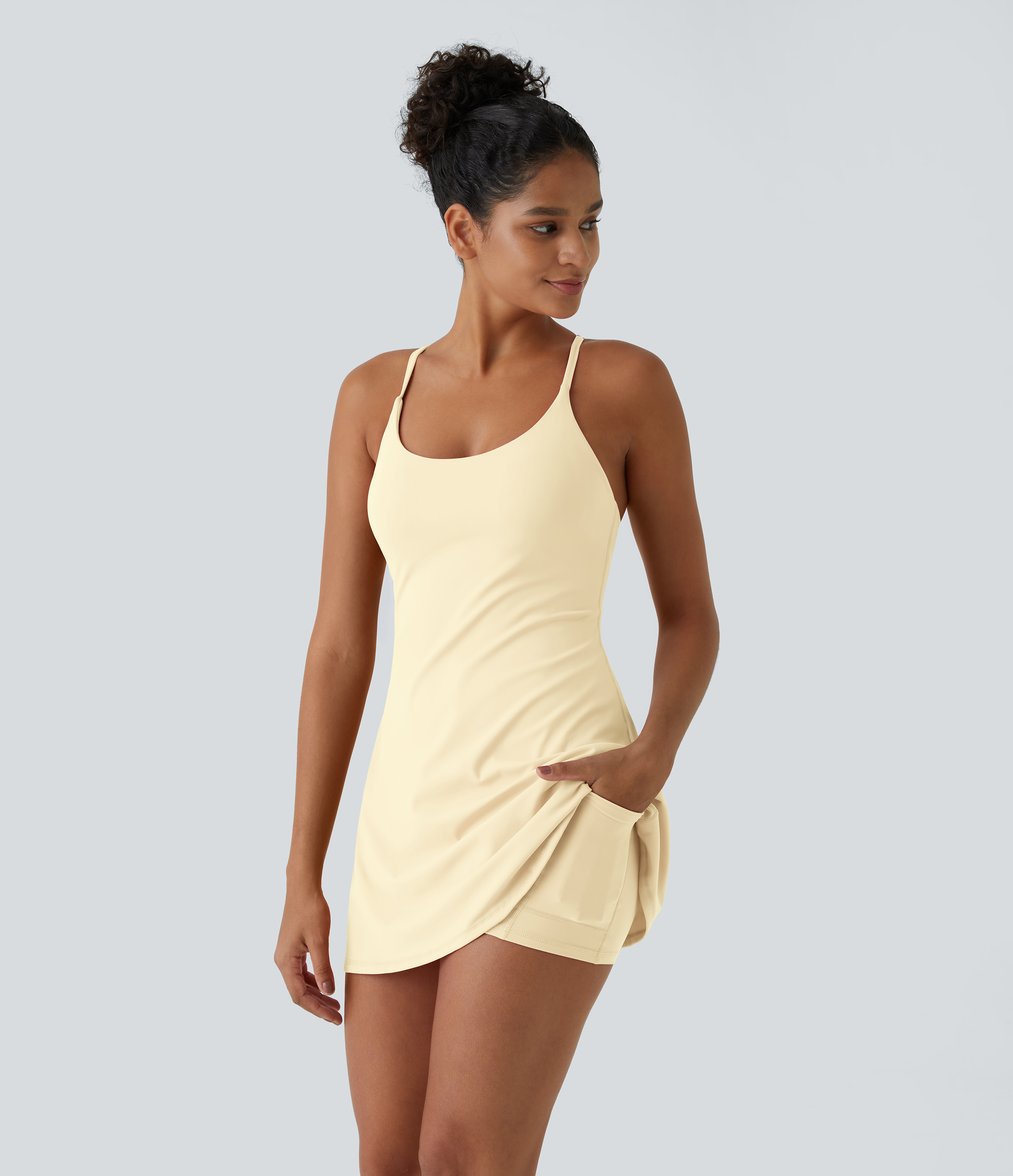  Everyday Softlyzero™ Plush Vestido deportivo sin espalda 2 en 1 acampanado -Wannabe -Easy Peezy