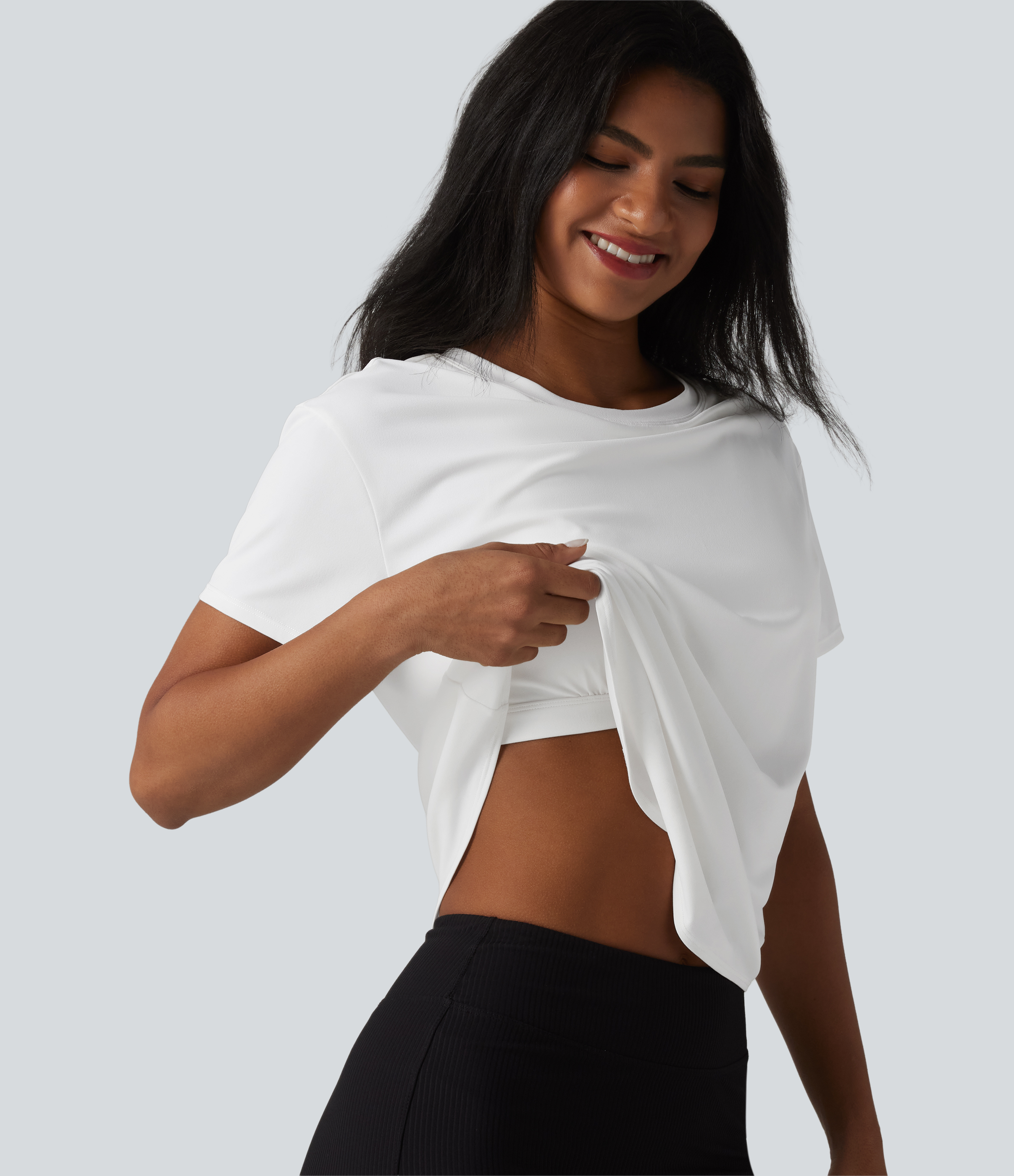 Round Neck Short Sleeve Built-in Bra Curved Hem Casual T-Shirt