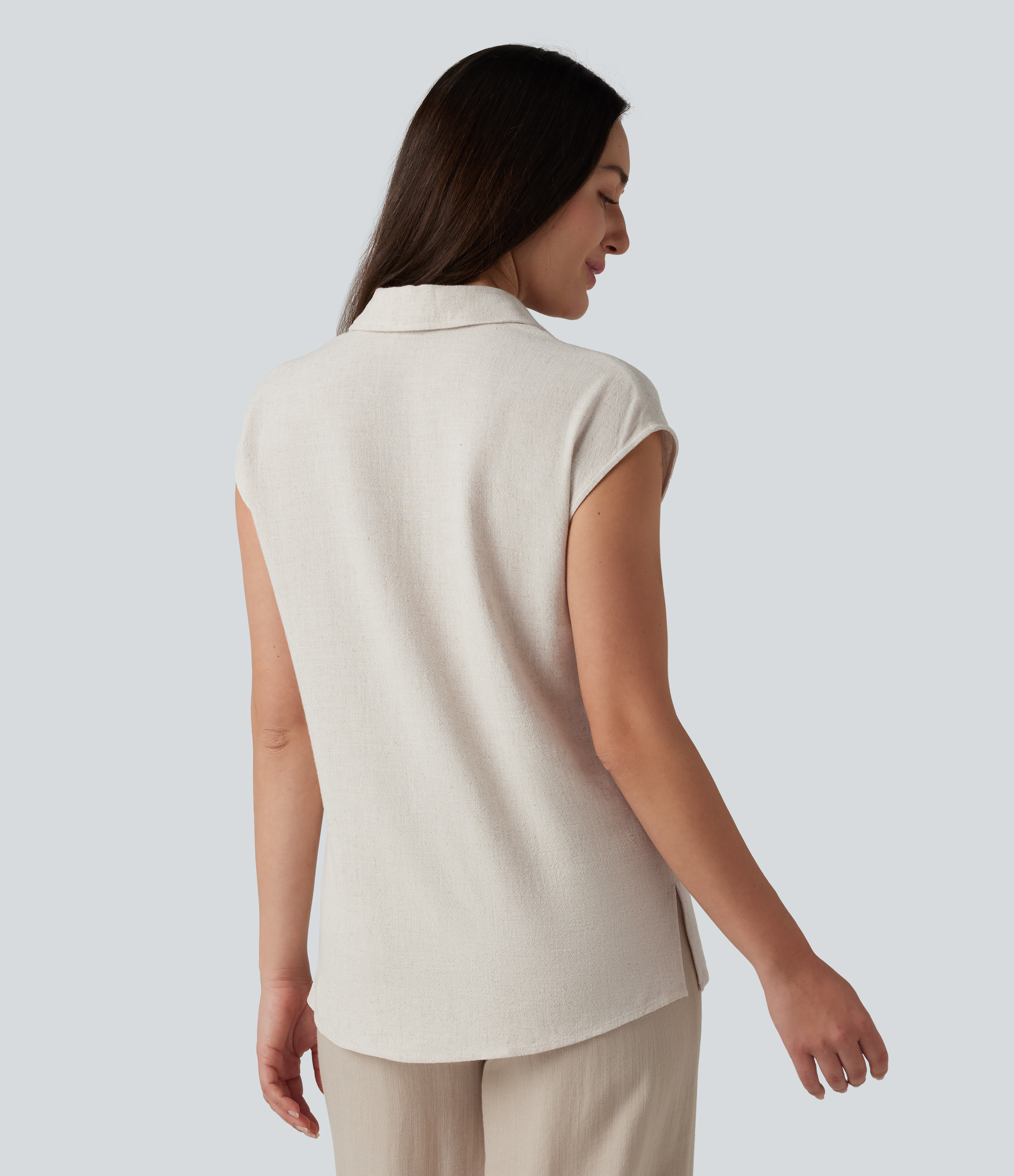 Whisper White Chemisier tailleur en mélange de lin col V sans manches avec ourlet fendu / 2
