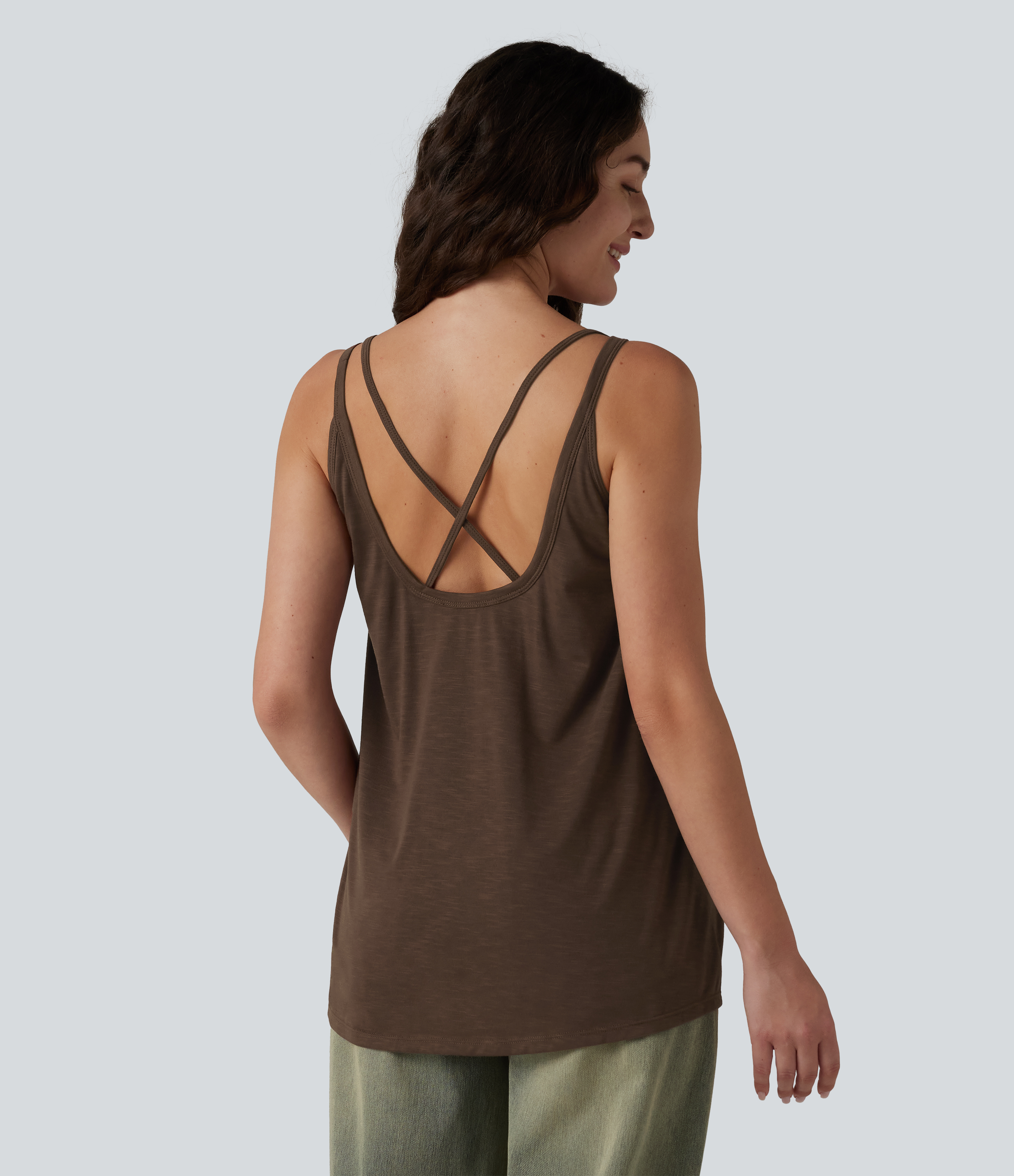 Coffee Bean U-Neck Built-in Bra Loose Fit Casual Tank Top / 2