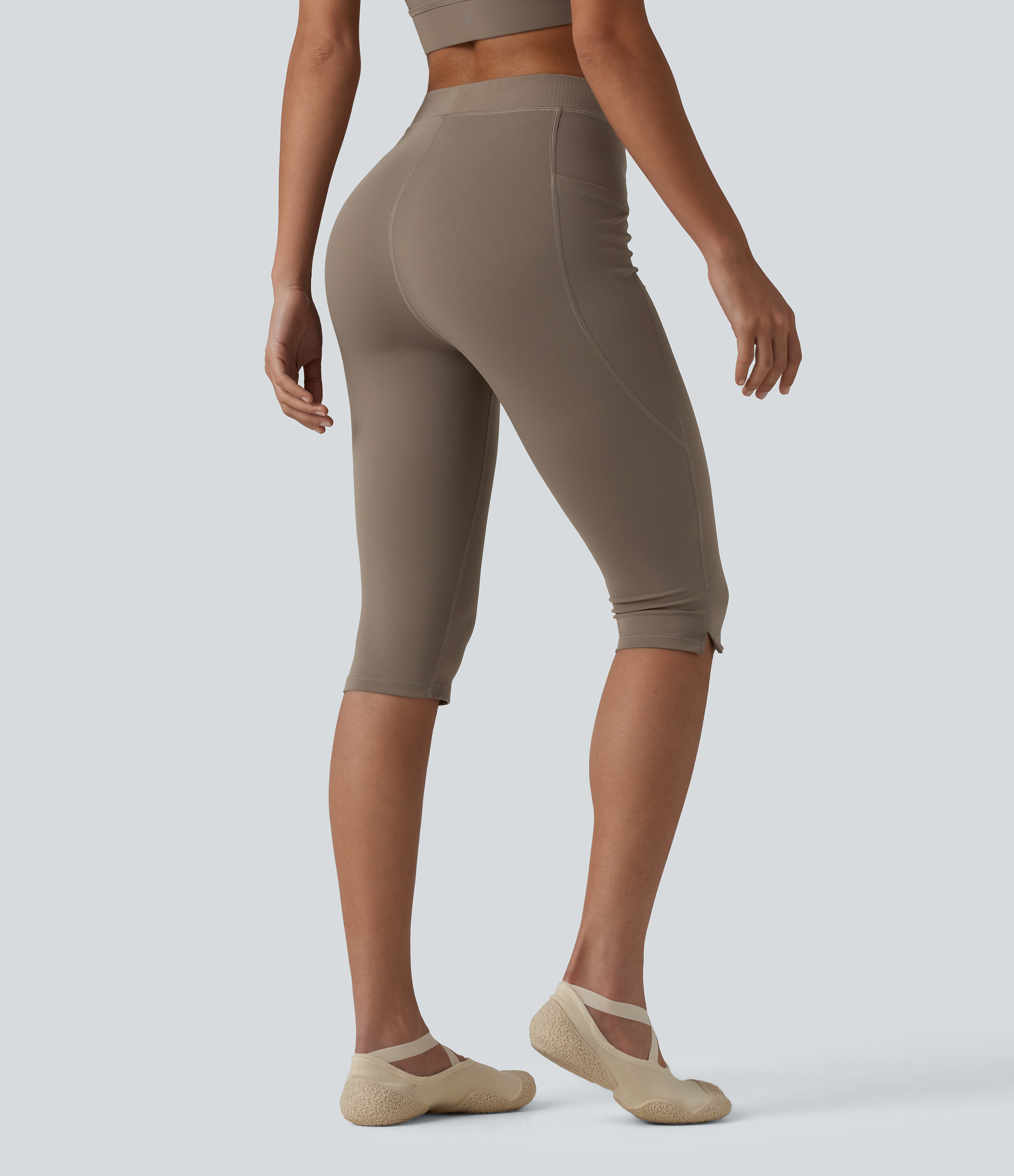 Dawn Brown Halara UltraSculpt™ High-Waist Pedal-Pusher Yoga-Leggings mit Taschen / 2