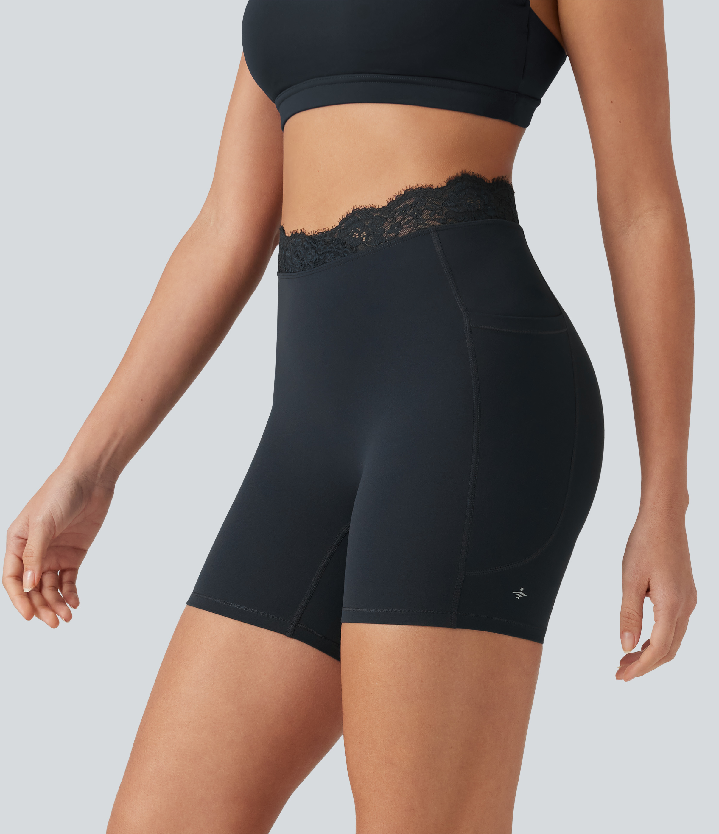 Halara UltraSculpt™ - Yoga-Biker-Shorts mit eleganter Kontrastspitze, hohem V-förmigem Bund und Seitentaschen - 12,7 cm
