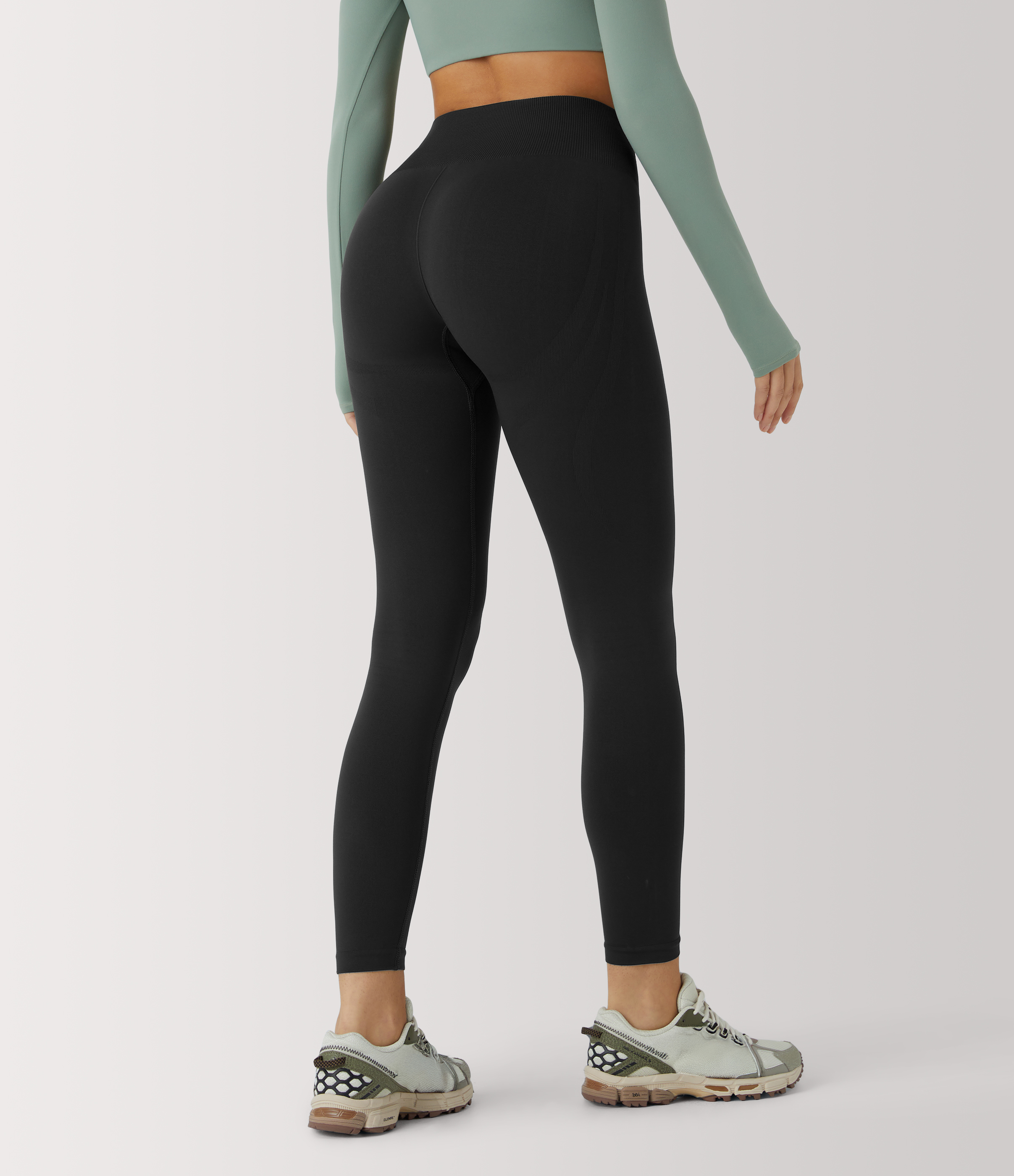 OneForm Seamless Flow Mid Rise Tummy Control Butt Lifting Yoga Leggings