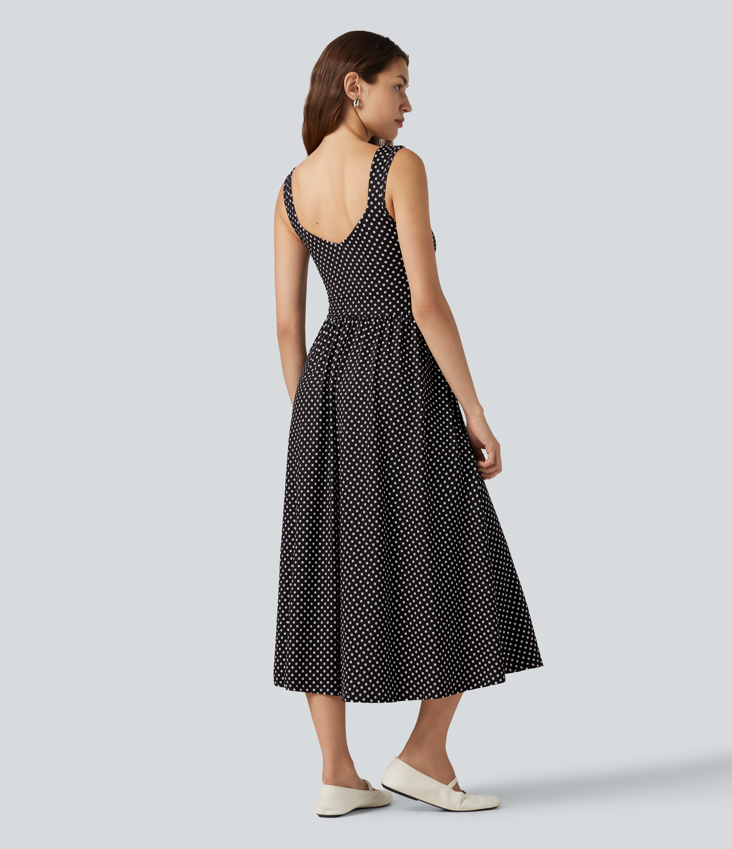 Midnight Dots Robe fluide décontractée midi sans manches dos nu croisée à pois avec poches / 2