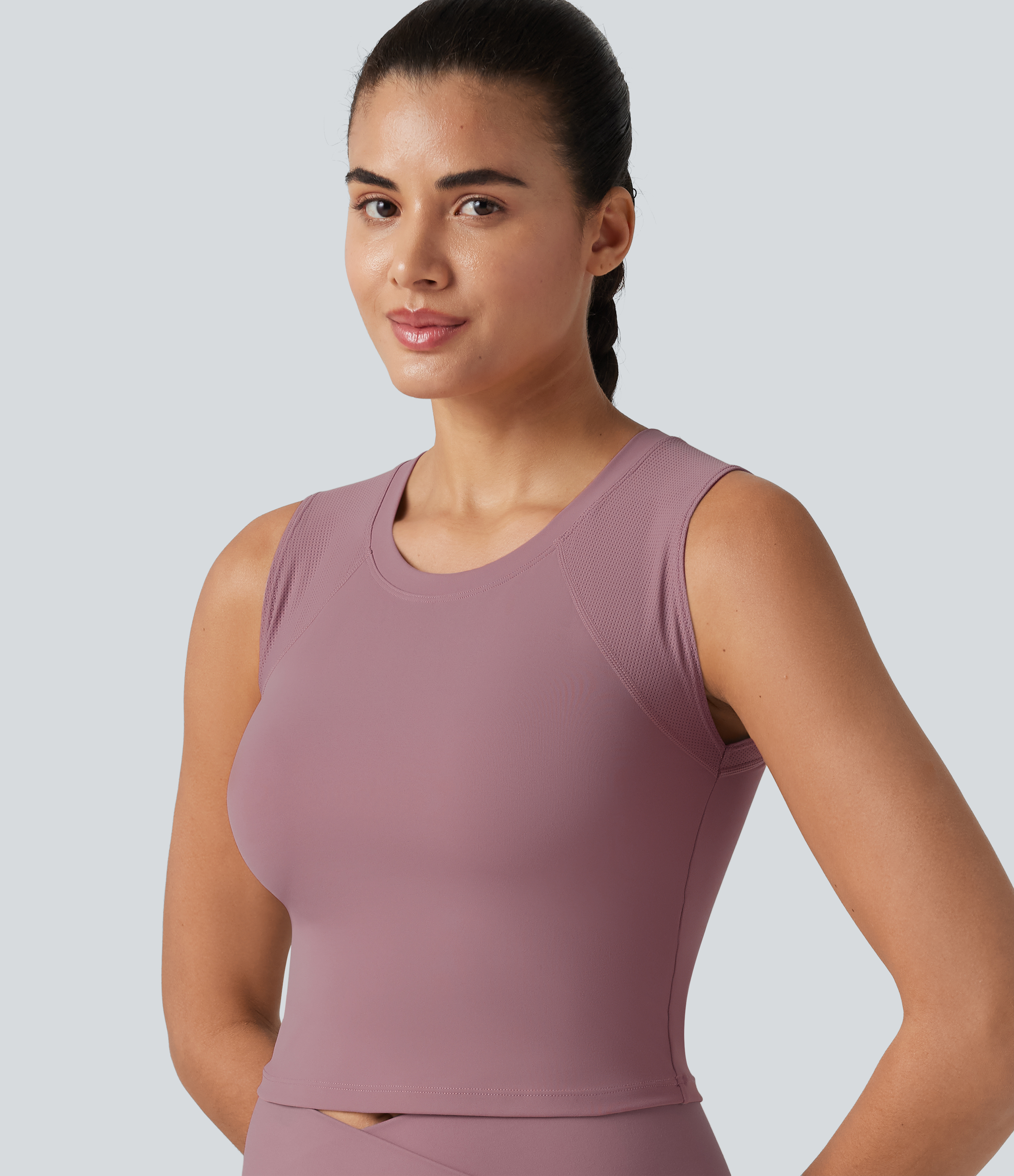 Round Neck Eyelet Cool Touch Quick Dry Cropped Running Tank Top-UPF50+