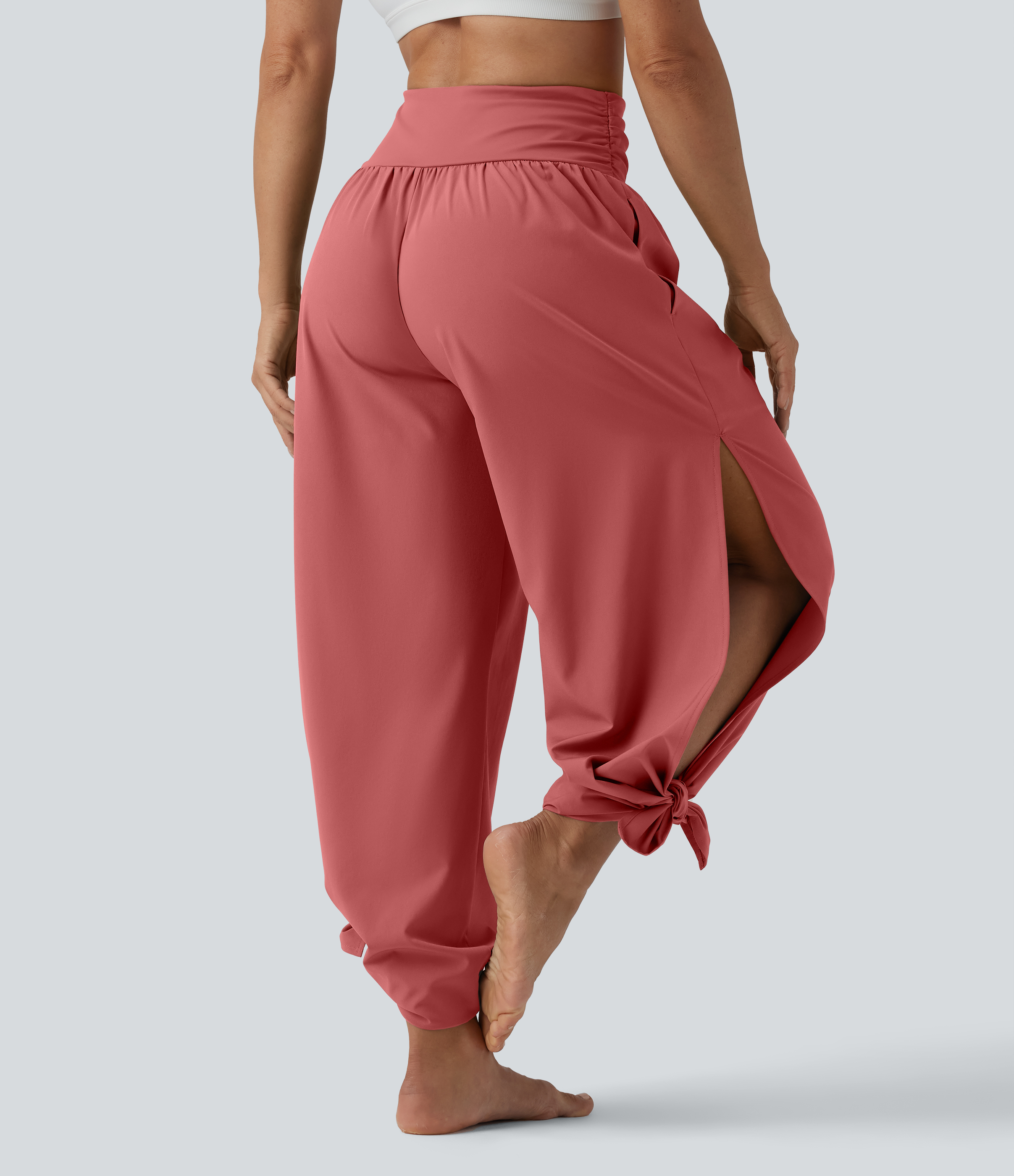 Breezeful™ Pantaloni vaporoși de resort, talie înaltă, cu fronseuri și șliț, din material cu uscare rapidă, cu buzunare