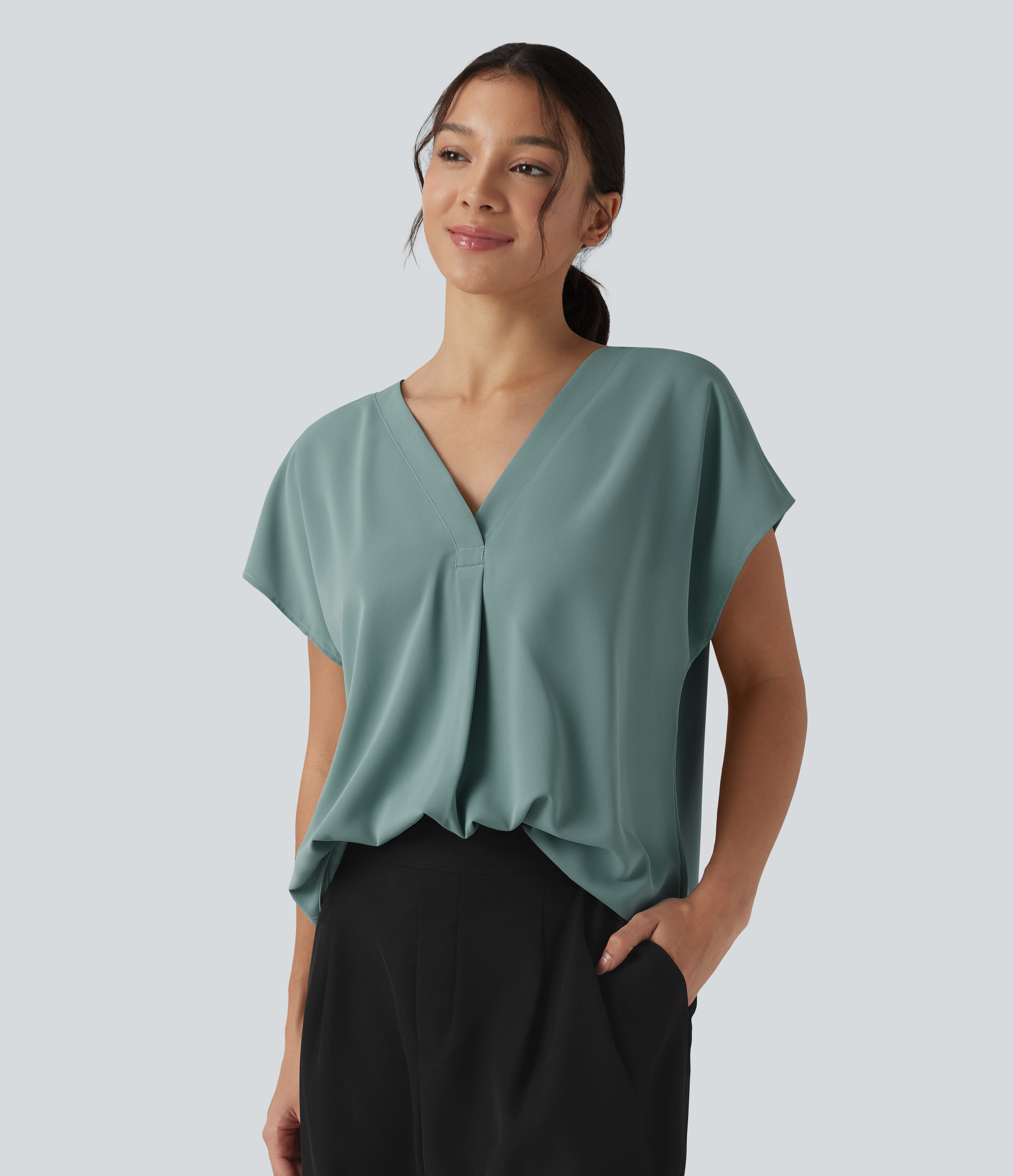 Wrinkle-resistant V-neck Short Sleeve Oversized Work Blouse