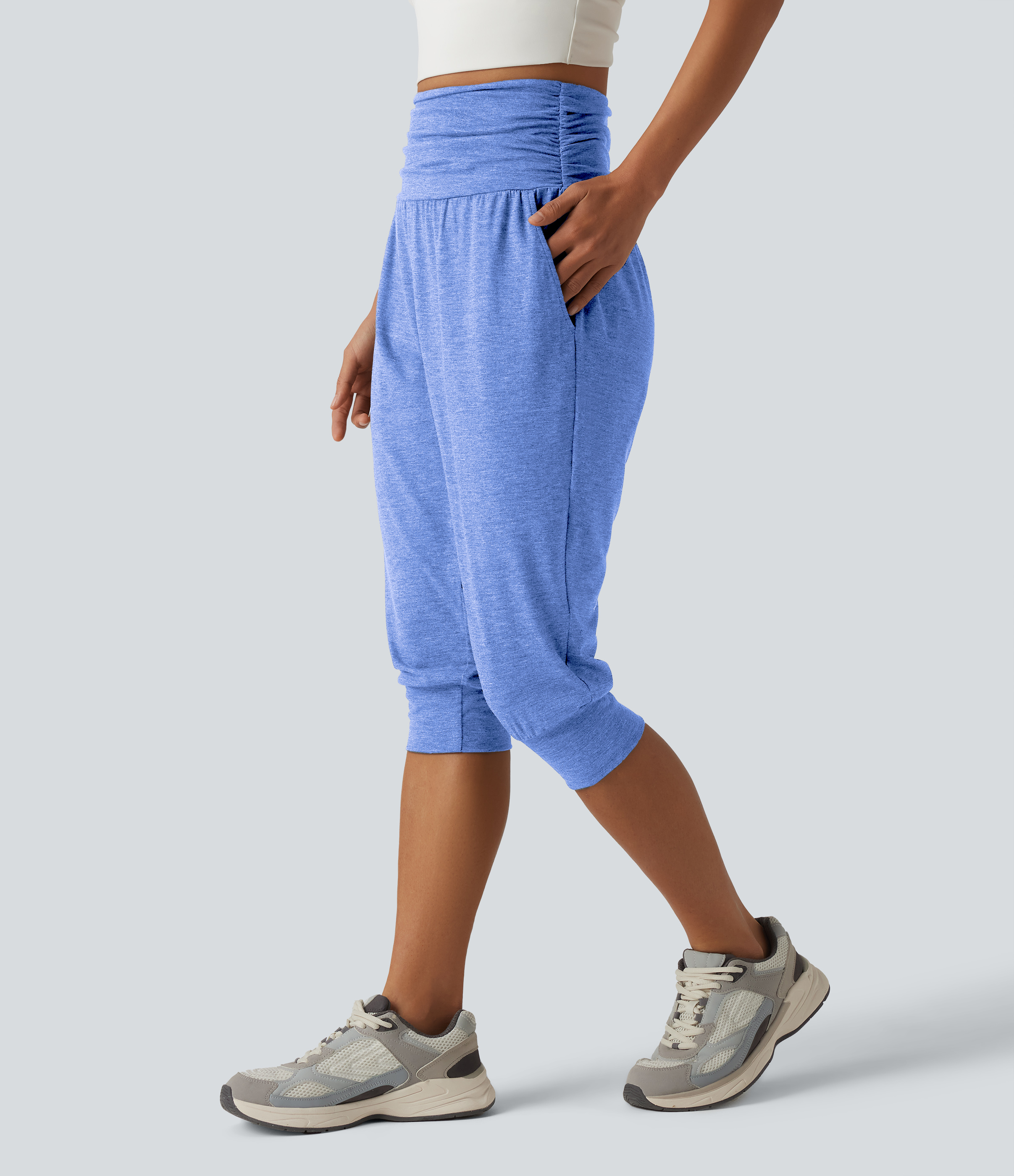 High Waisted Ruched Heathered Yoga Pedal Pushers Joggers with Pockets