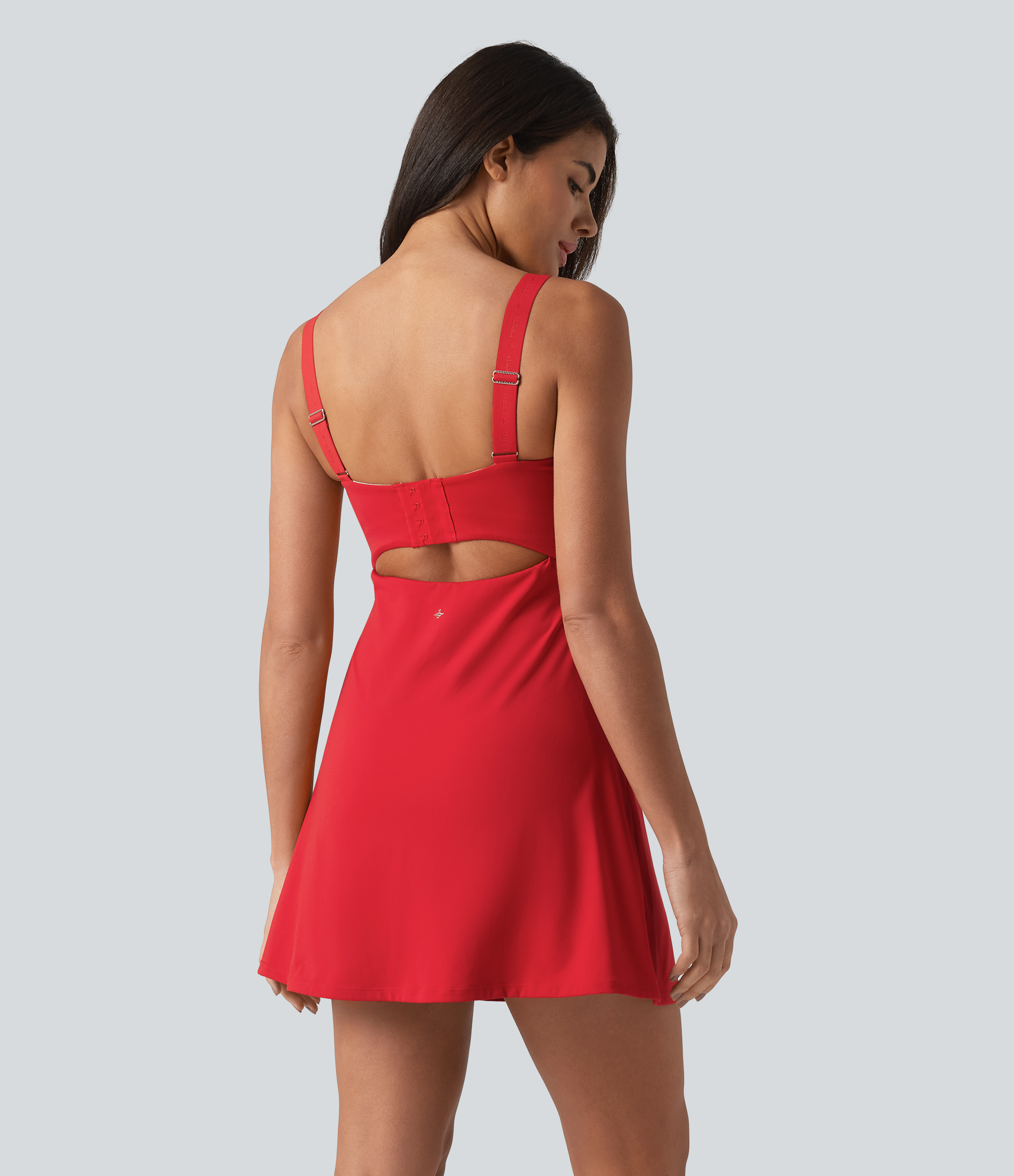 Tomato SoftlyZero™ robe active/danse en tissu pelucheux à effet push-up, bretelles torsadées réglables, coussinet non amovible, avec poches — Easy Peezy / 2