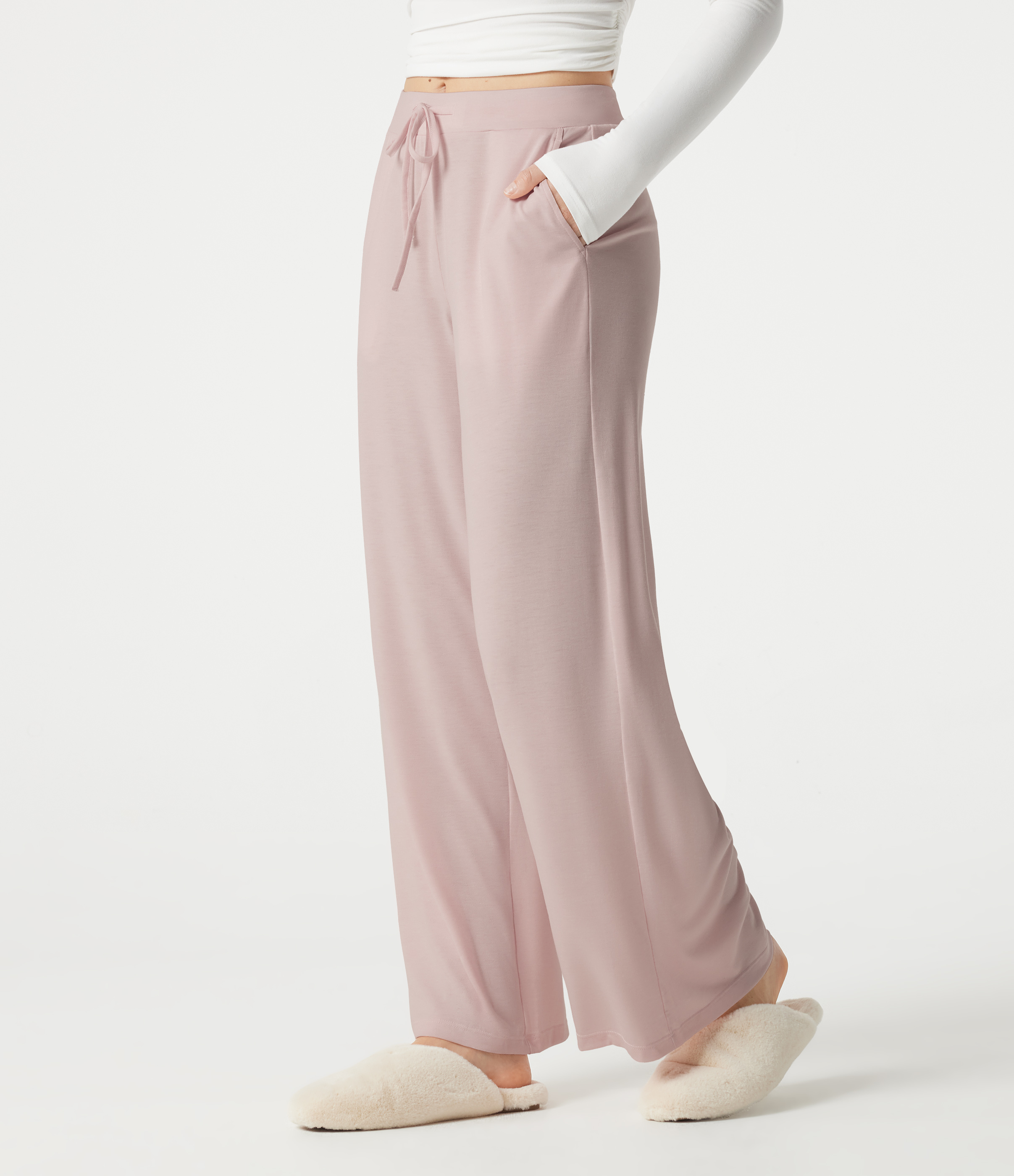 Lässige Baggy-Hose mit mittelhohem Bund, Seitentaschen und Kordelzug