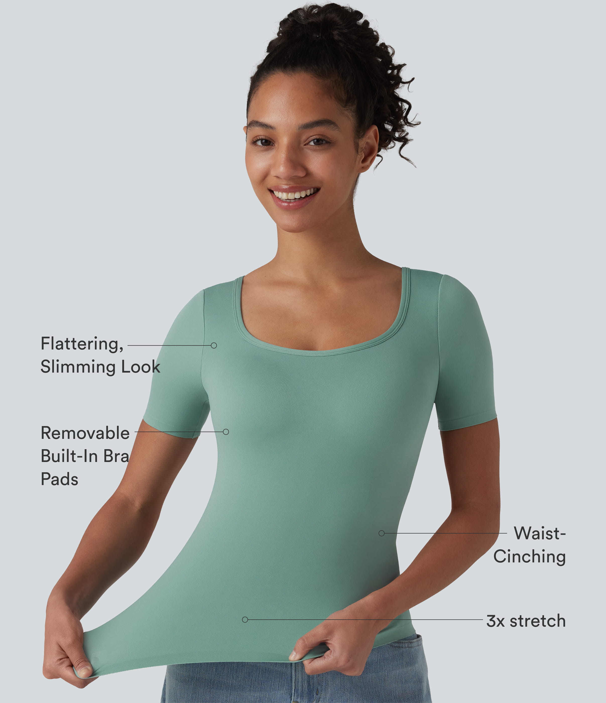 Clear Green Scoop-neck kortærmet casual T-shirt med indbygget BH — skålstørrelser B–E / 2