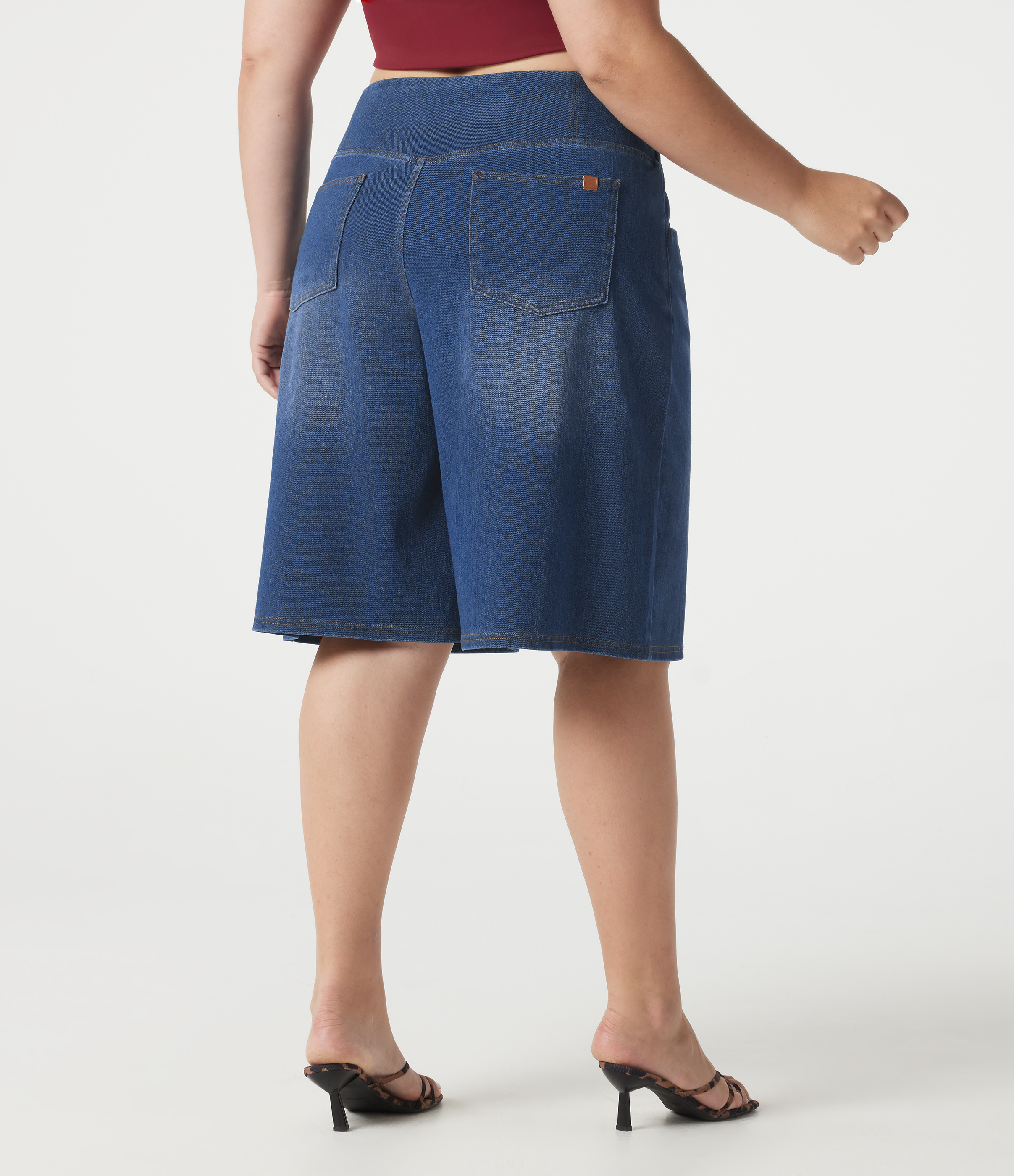 Estate Blue Denim Halara Flex™ Denim Plus Size Crossover High Waisted Tummy Control Casual Baggy Shorts with Pockets / 2