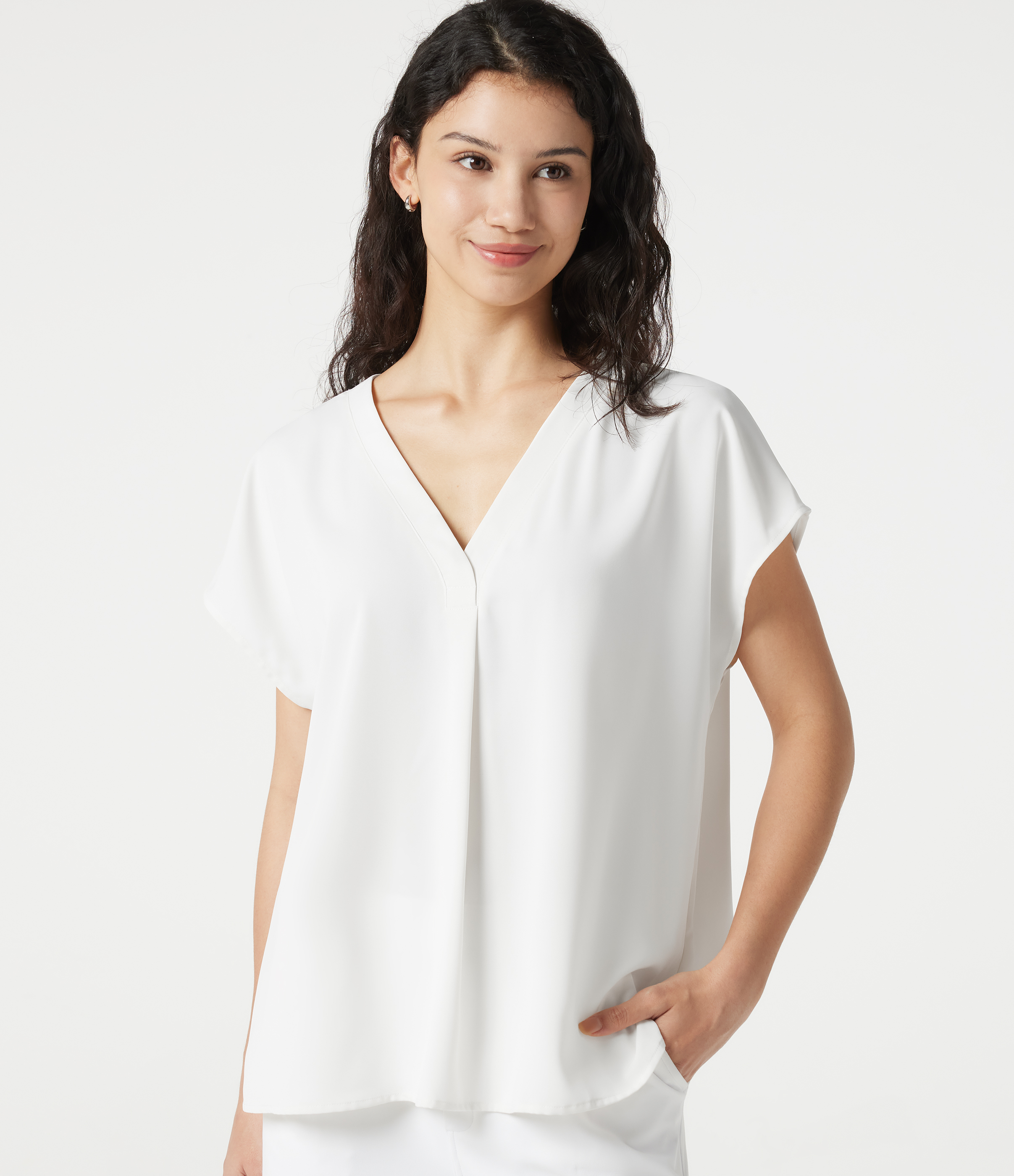 Wrinkle-resistant V-neck Short Sleeve Oversized Work Blouse